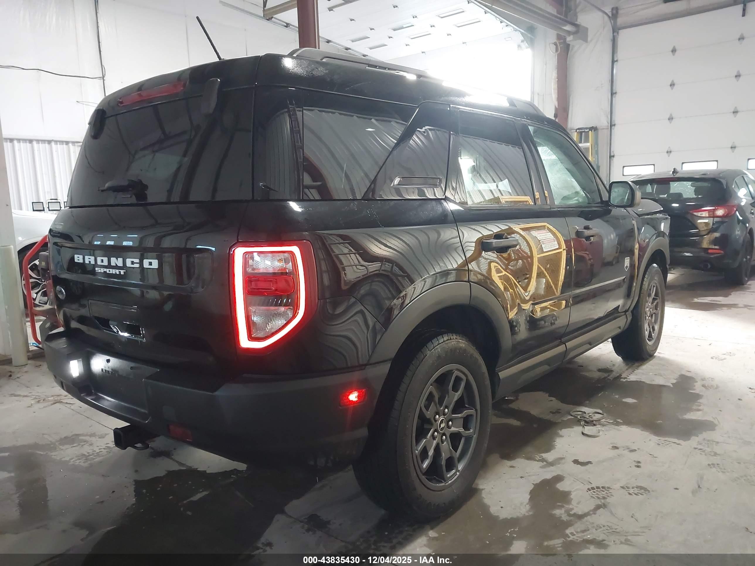 FORD BRONCO image 4