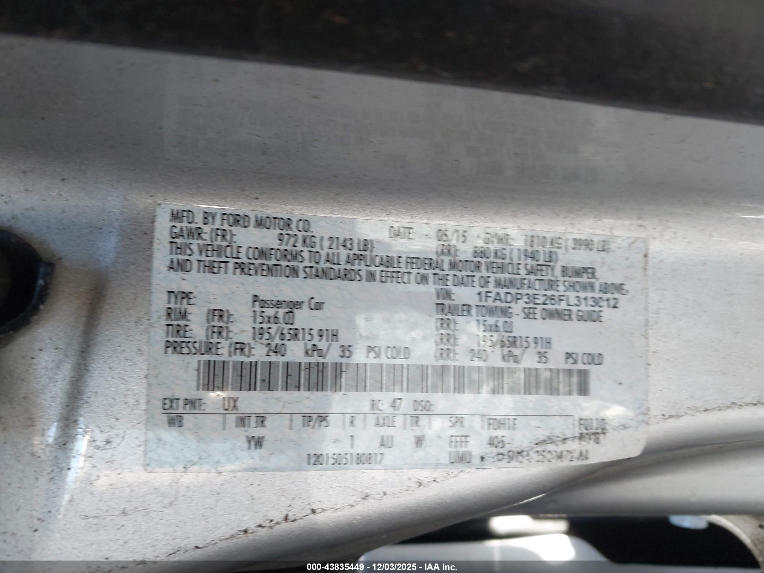 FORD FOCUS image 9
