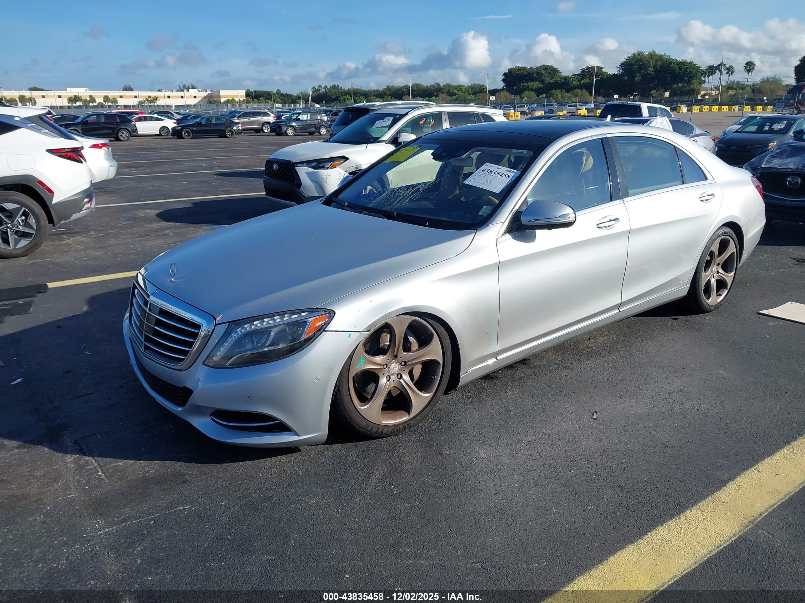 MERCEDES-BENZ S image 2