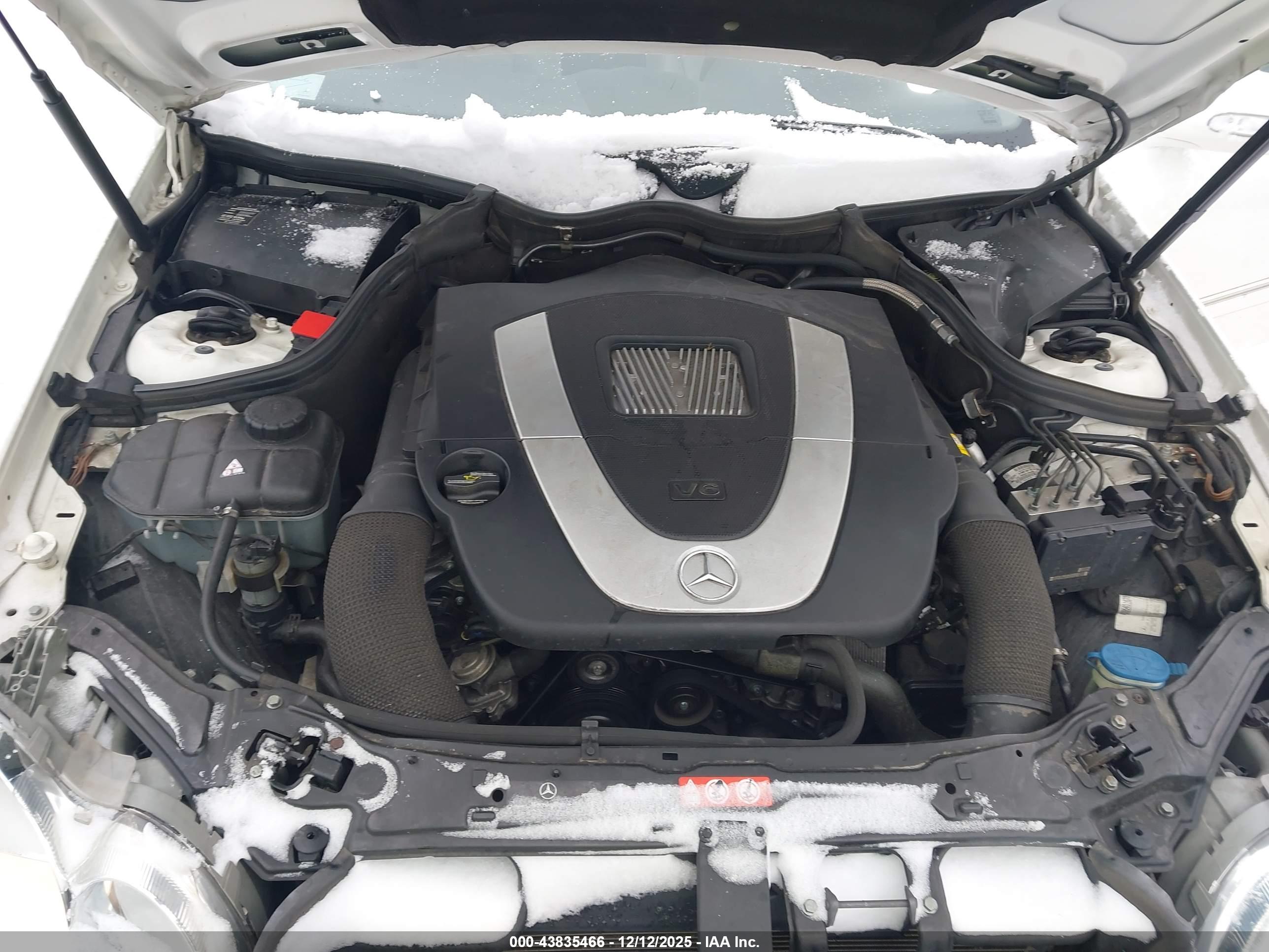MERCEDES-BENZ CLK image 10