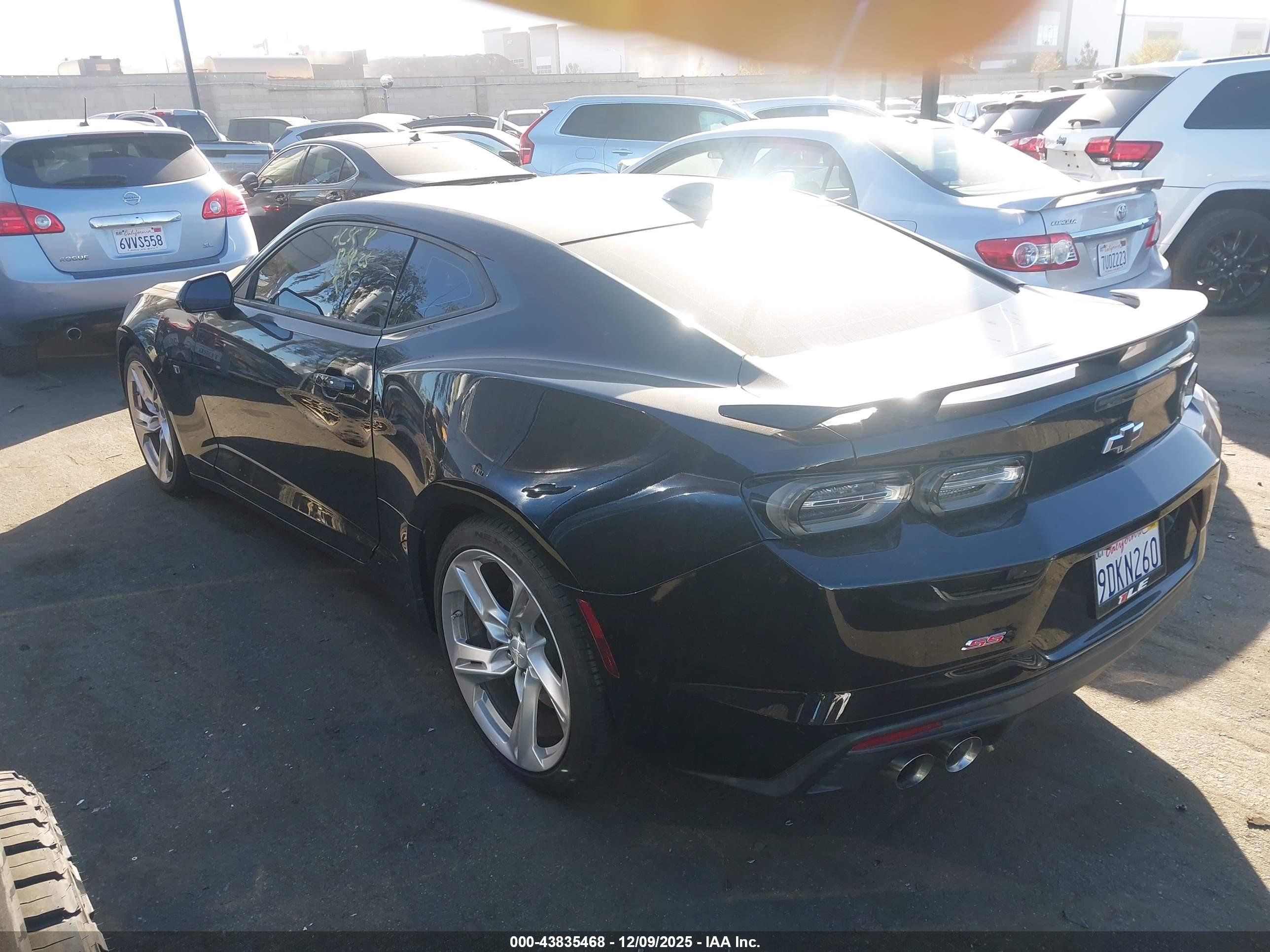 CHEVROLET CAMARO image 3