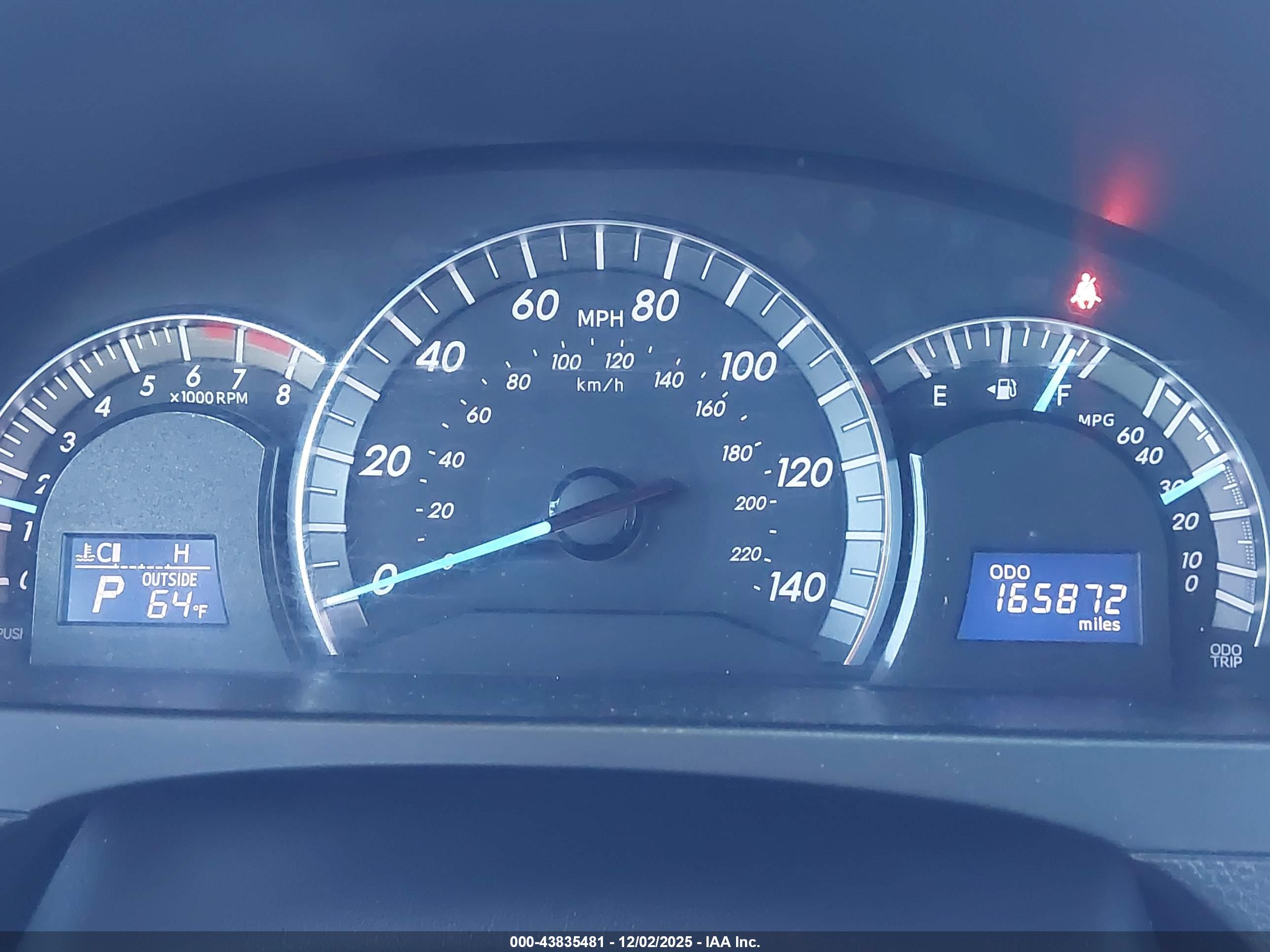 TOYOTA CAMRY image 7