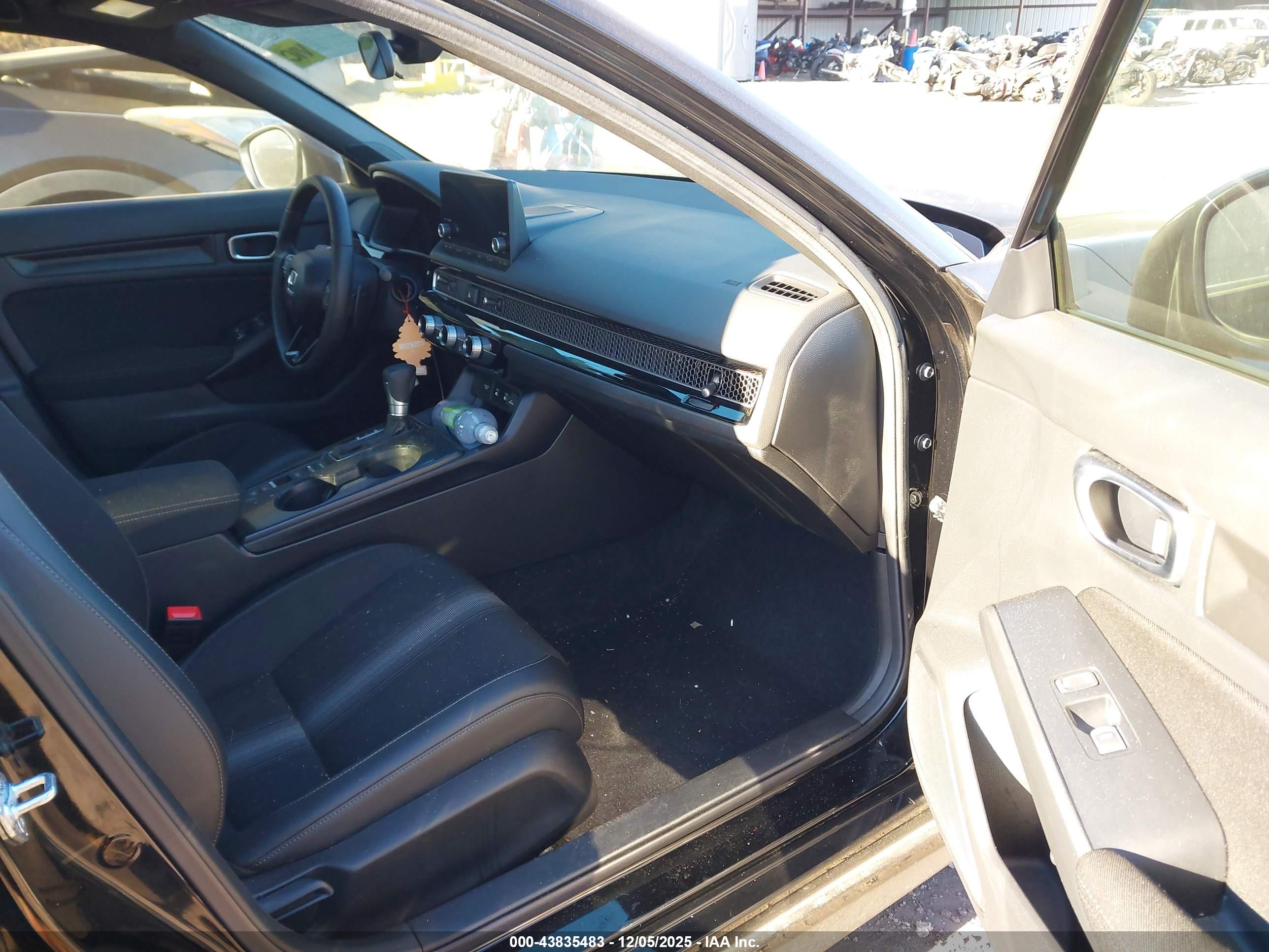 HONDA CIVIC image 5