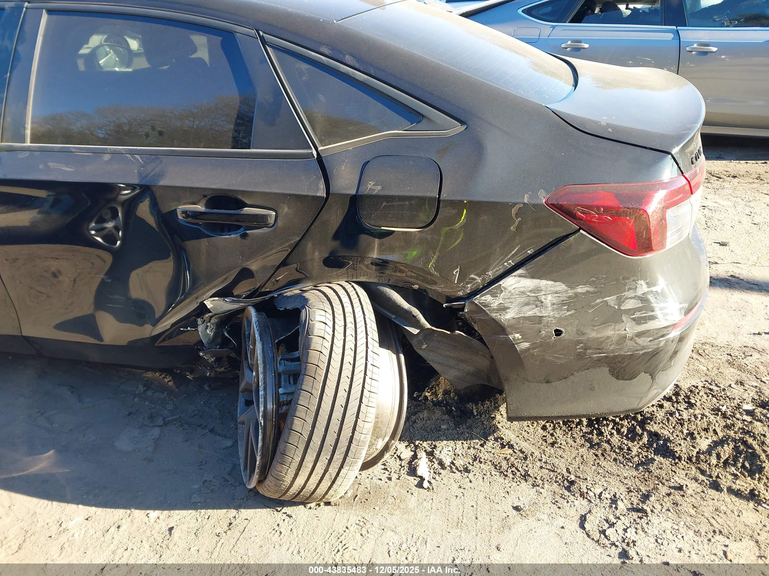HONDA CIVIC image 6