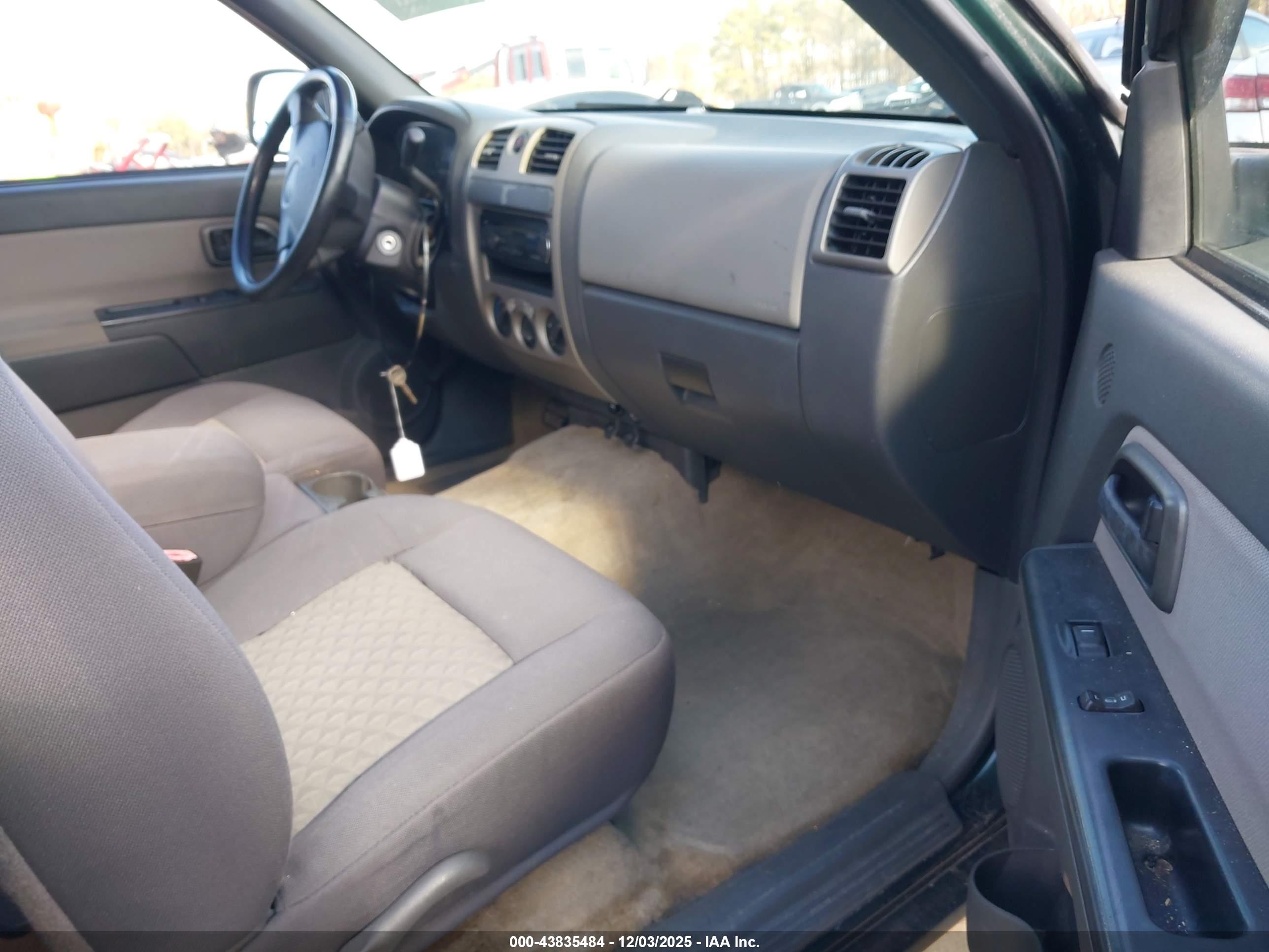 GMC CANYON image 5