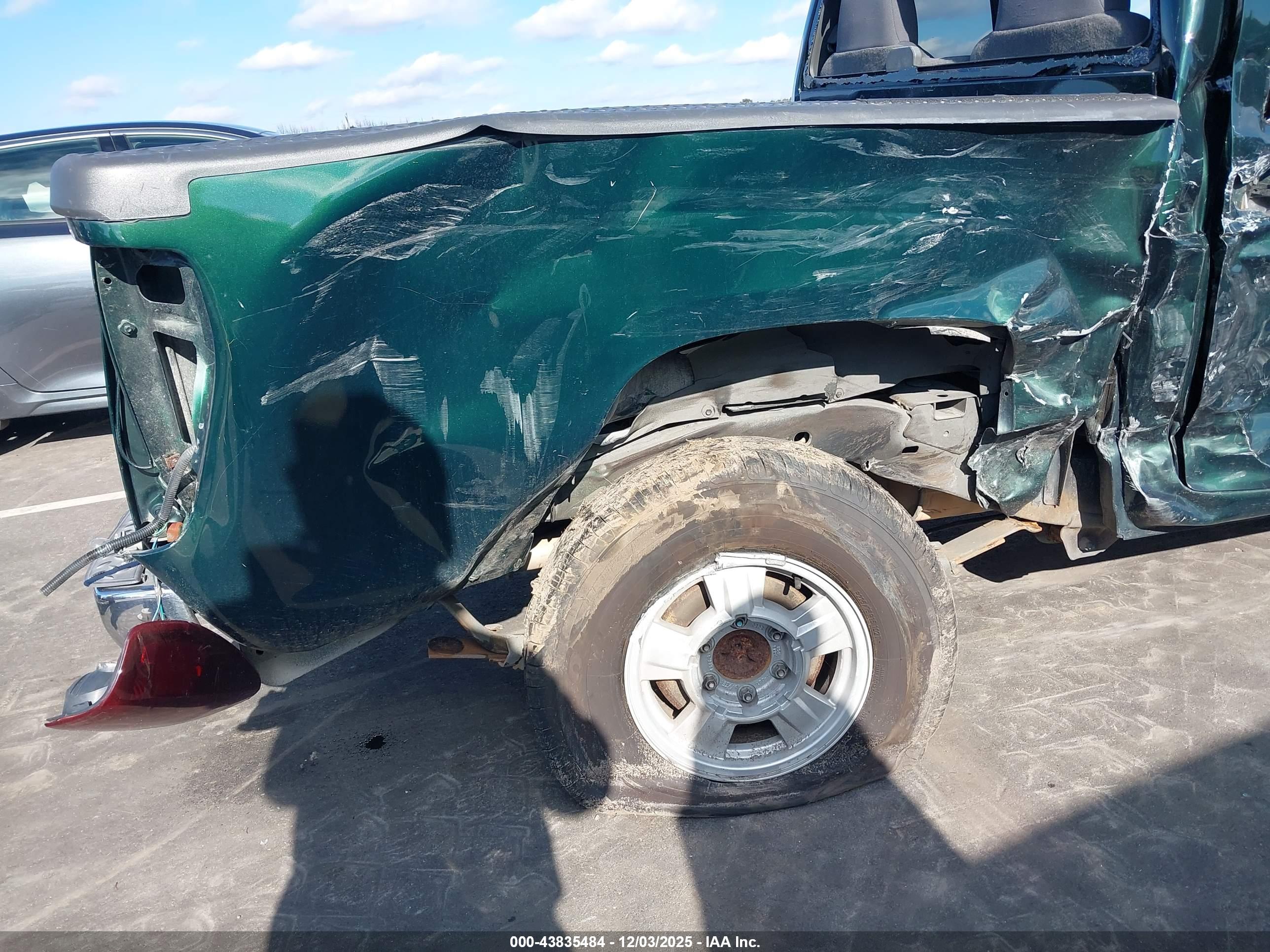 GMC CANYON image 6