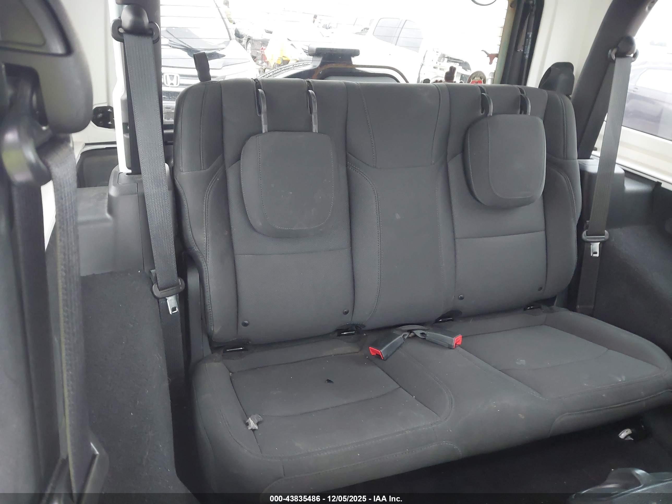 JEEP WRANGLER image 8
