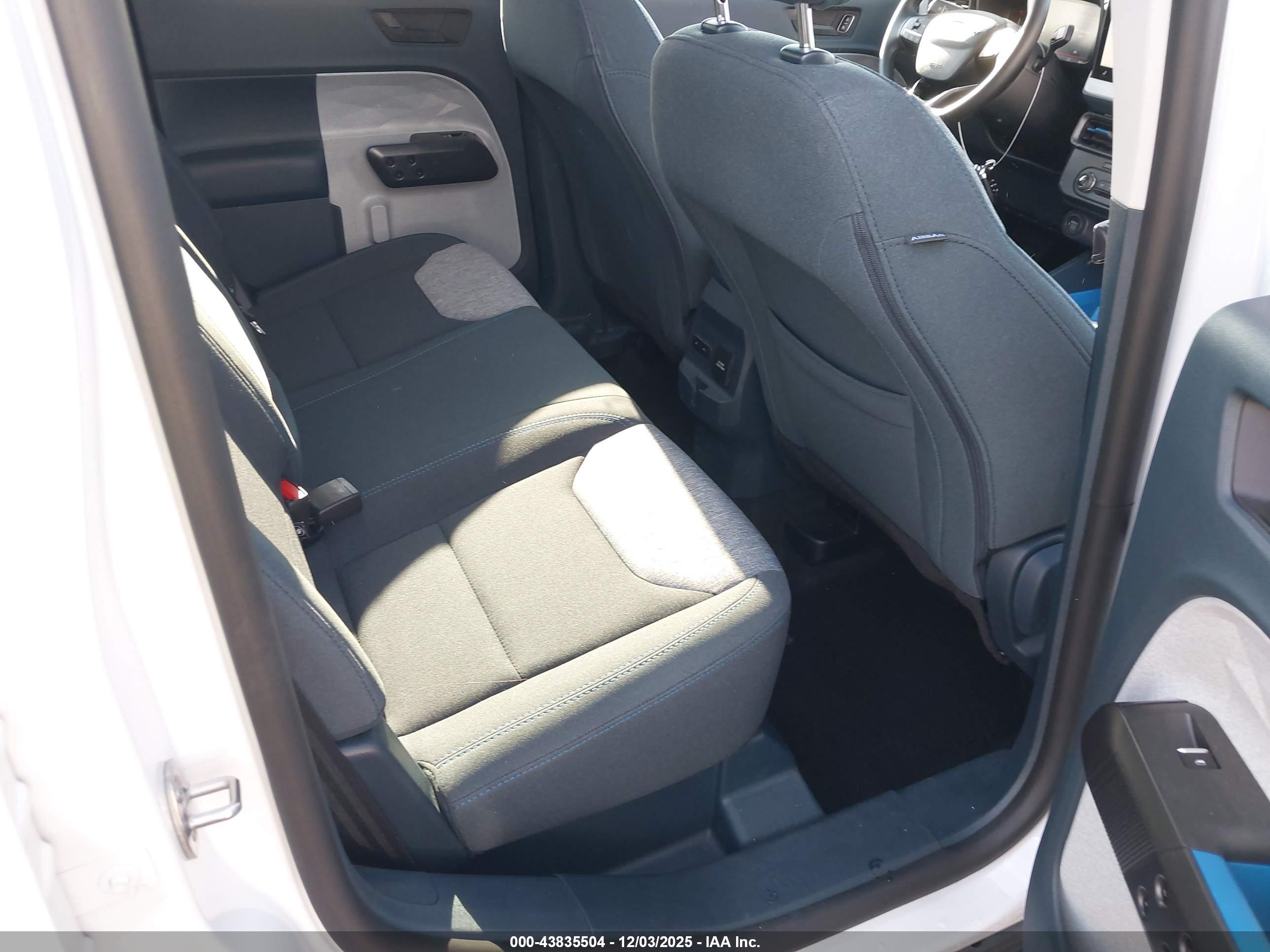 FORD MAVERICK image 8