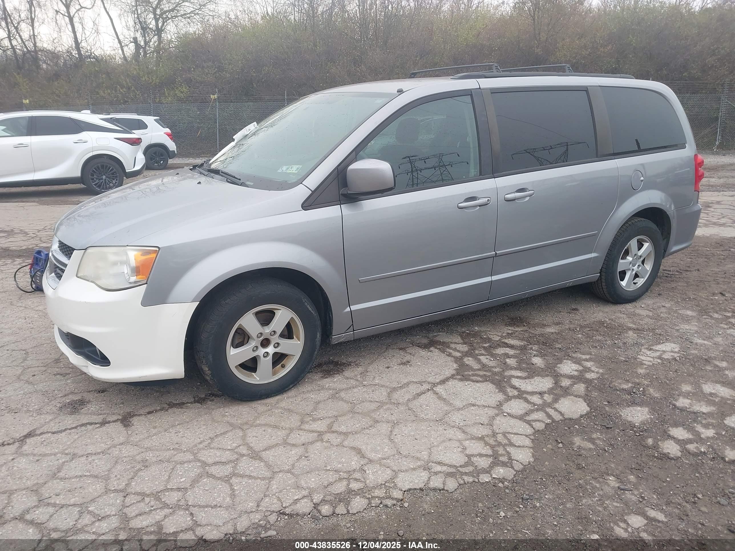 DODGE GRAND image 2