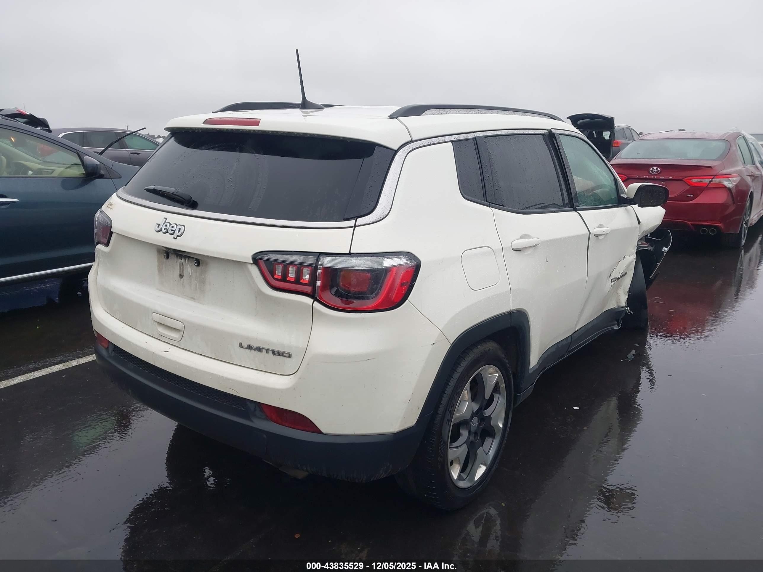 JEEP COMPASS image 4