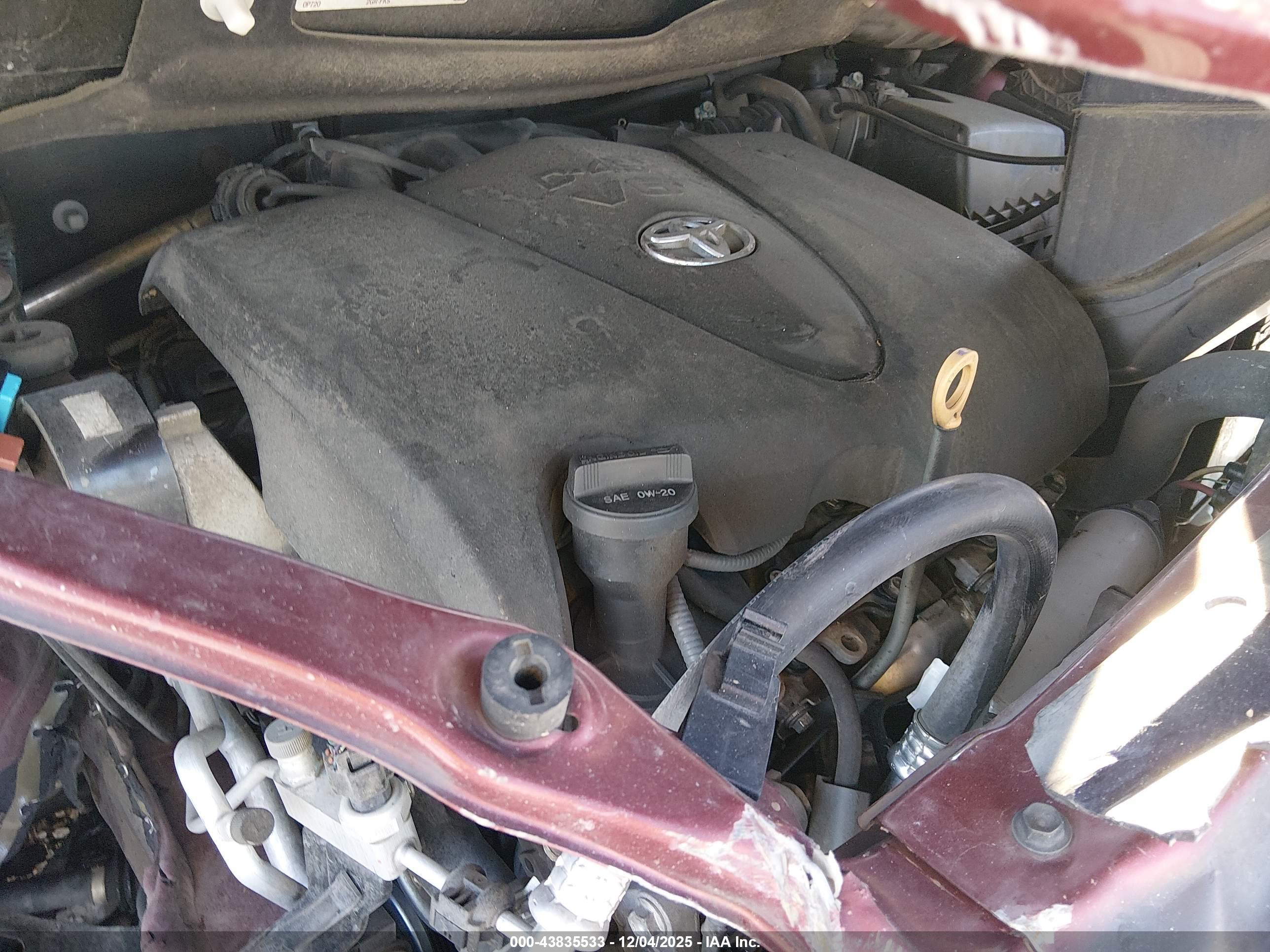 TOYOTA SIENNA image 10