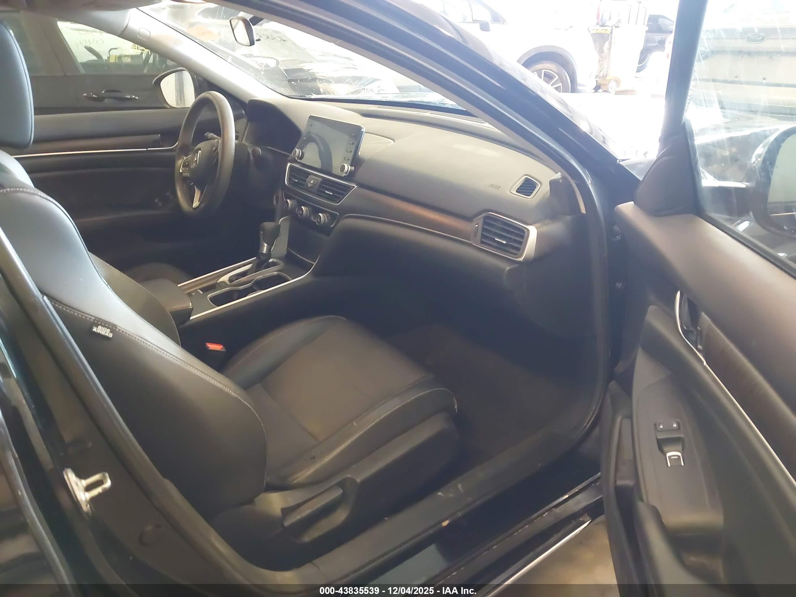 HONDA ACCORD image 5