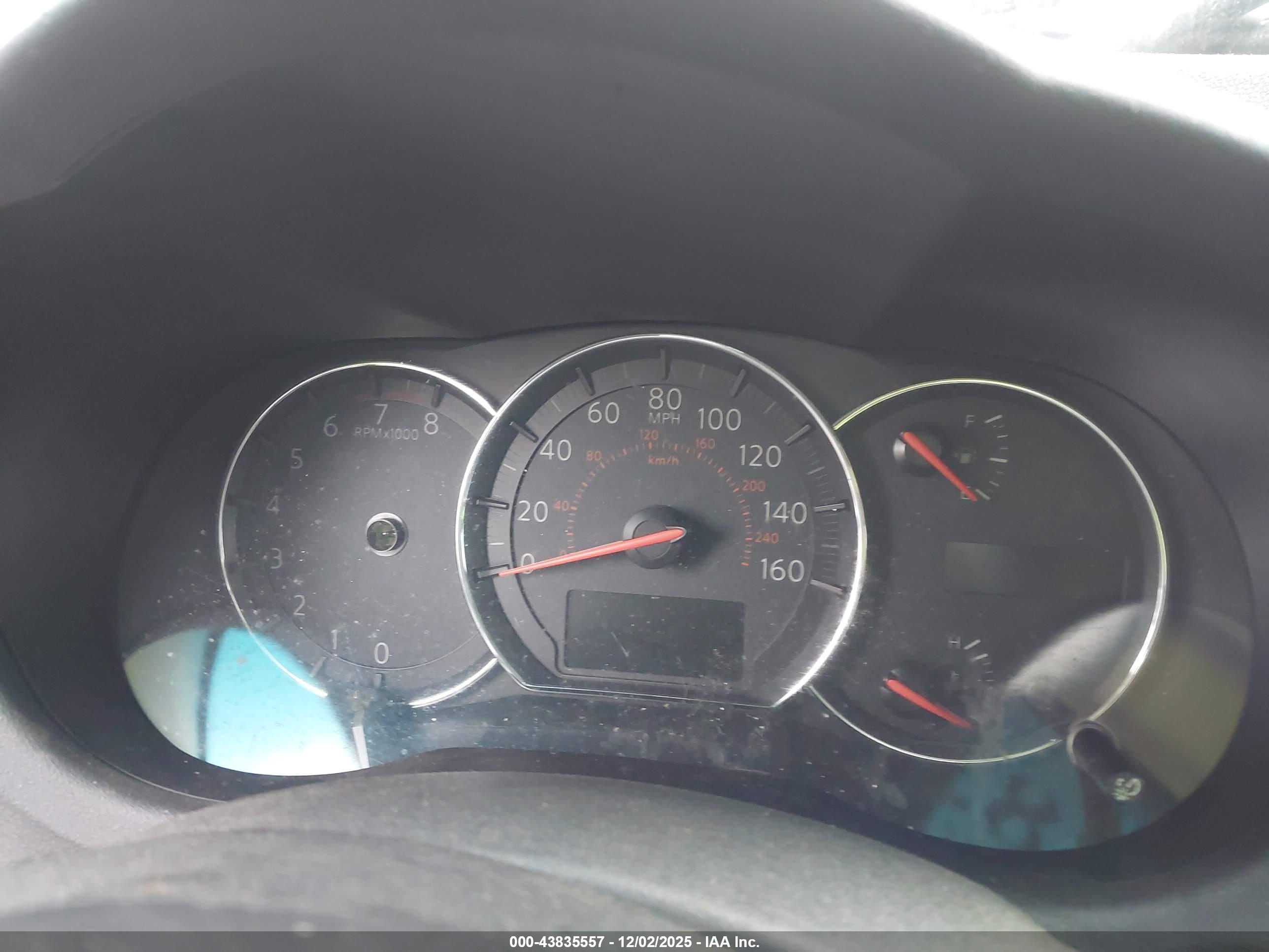 NISSAN MAXIMA image 7