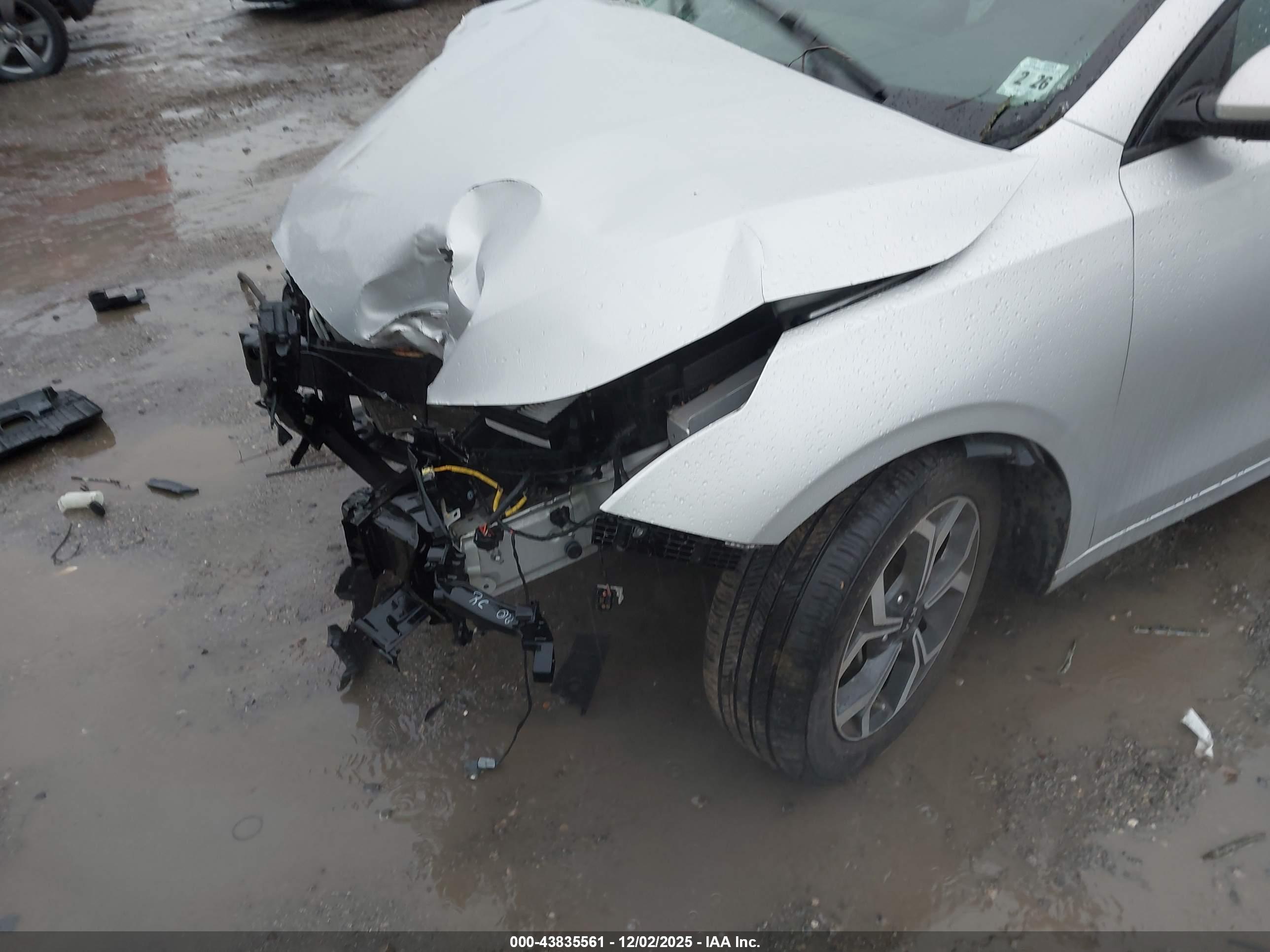 KIA FORTE image 6