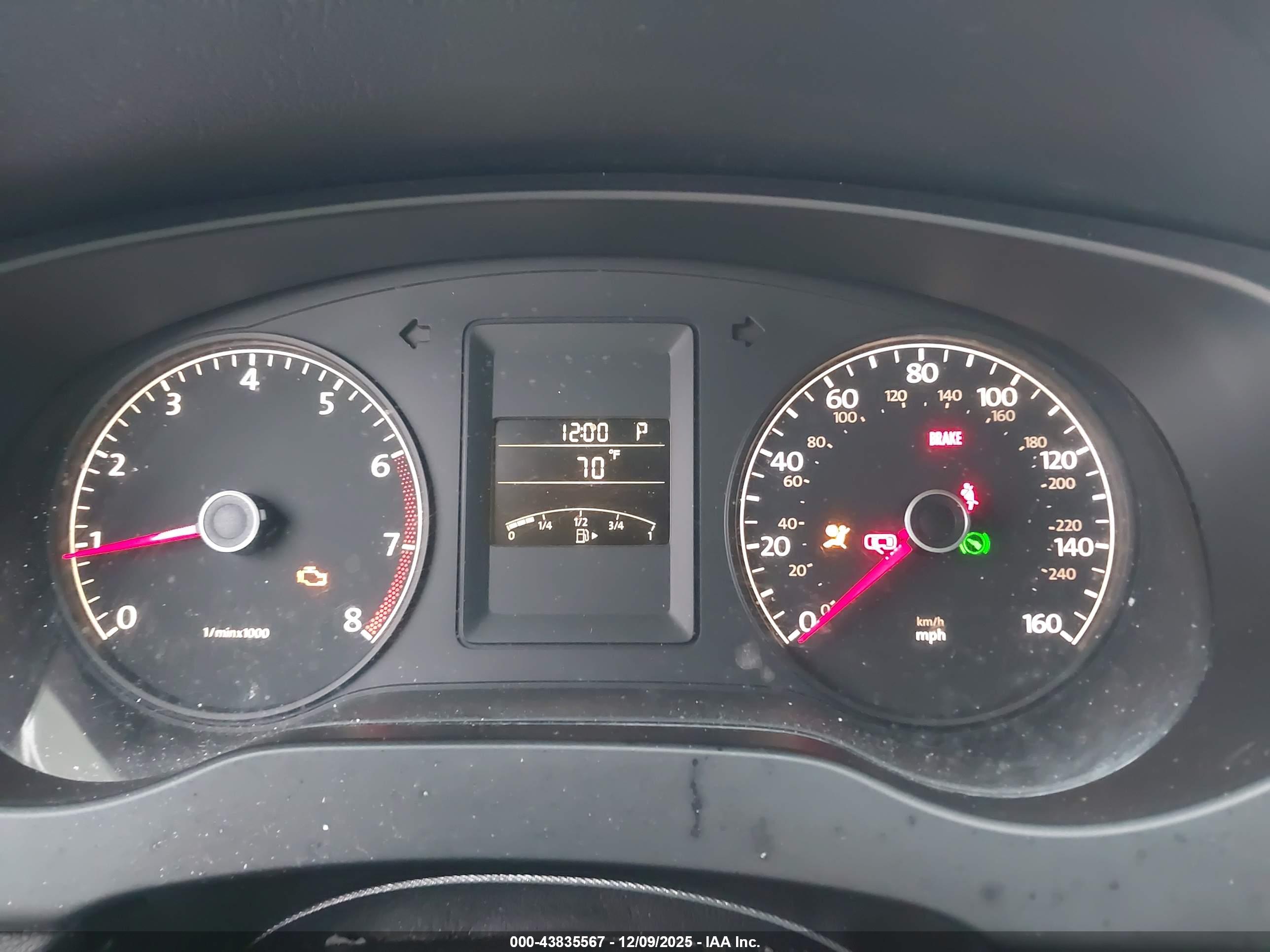 VOLKSWAGEN JETTA image 7