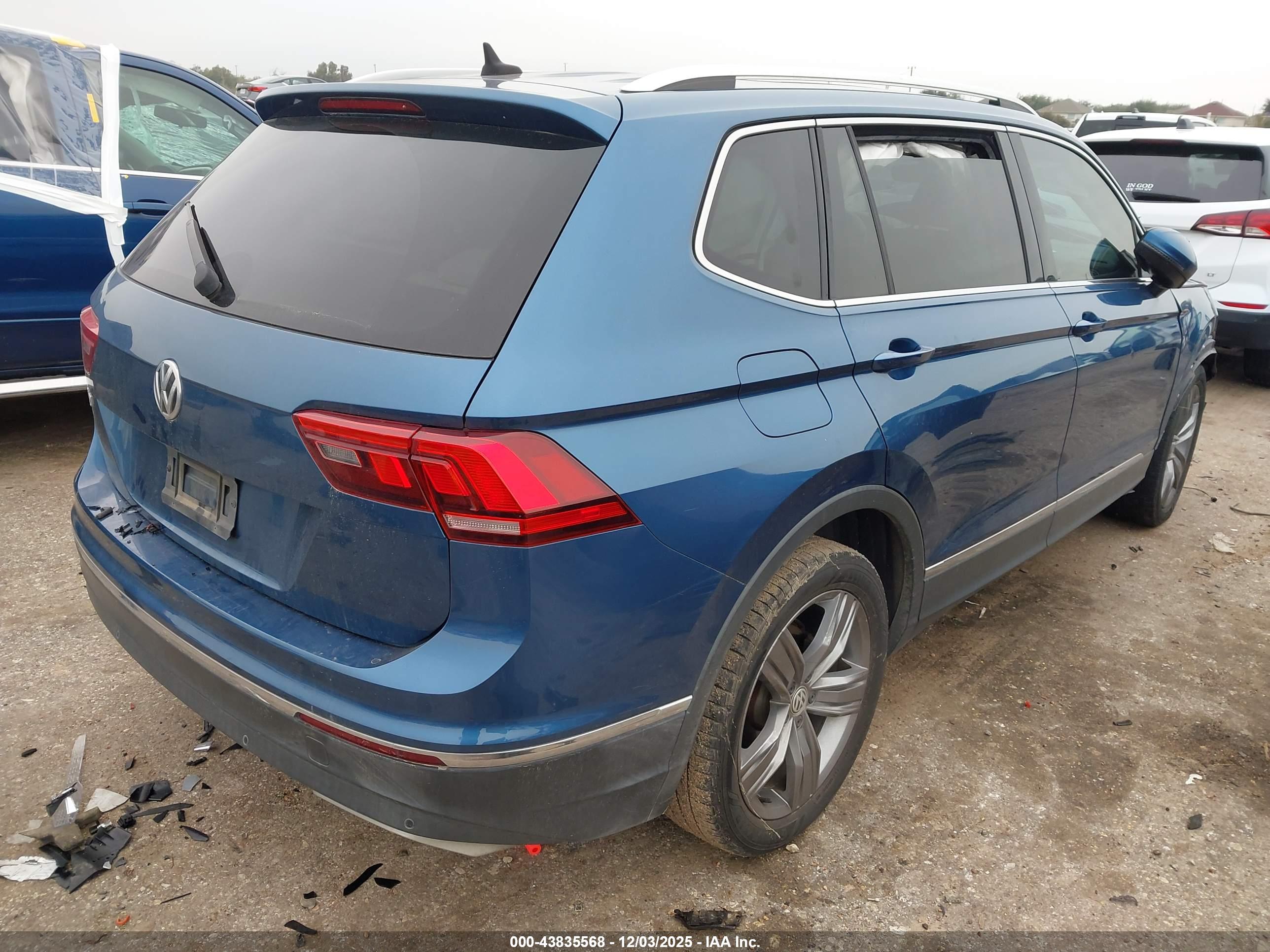 VOLKSWAGEN TIGUAN image 4