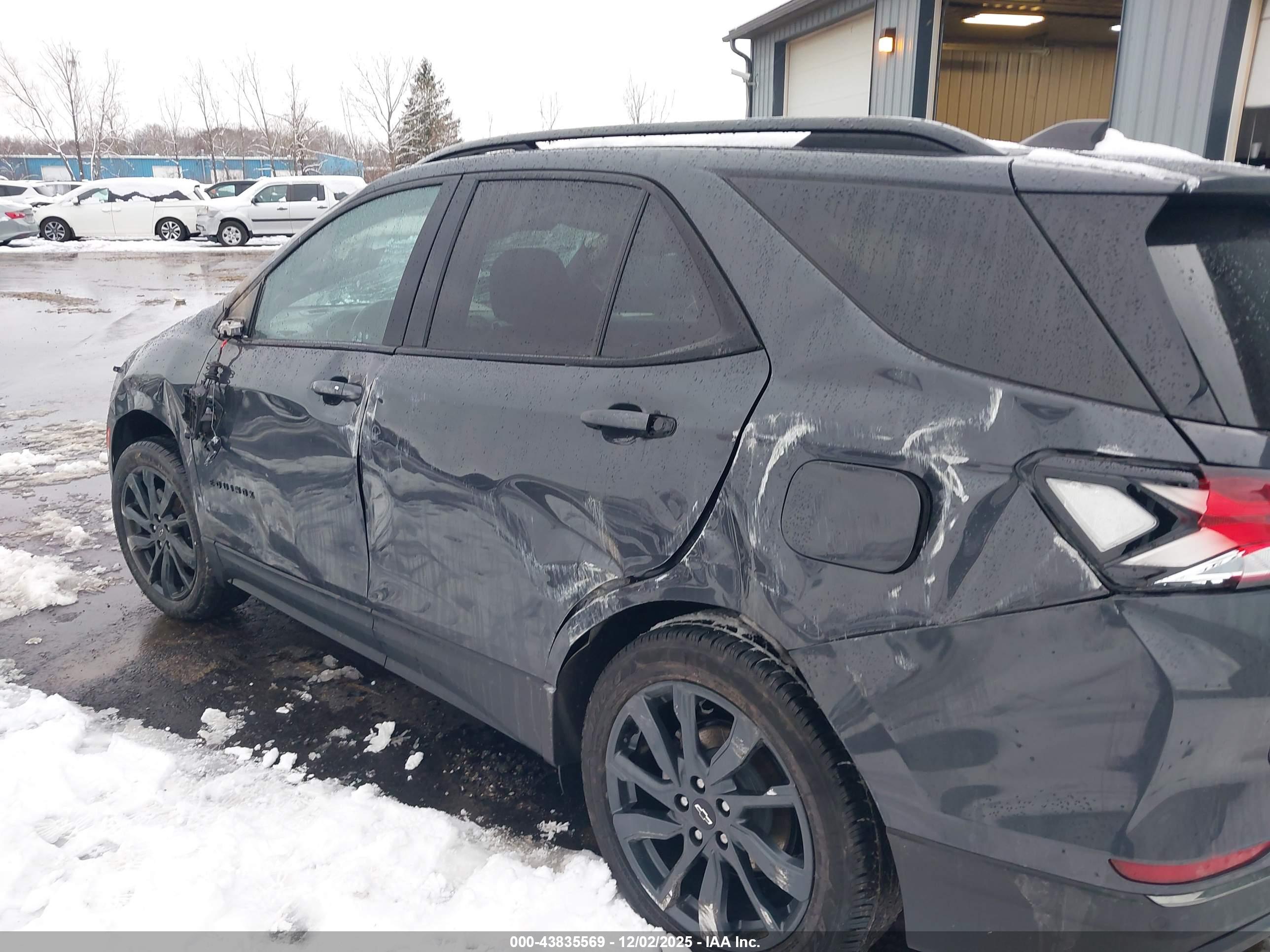 CHEVROLET EQUINOX image 6