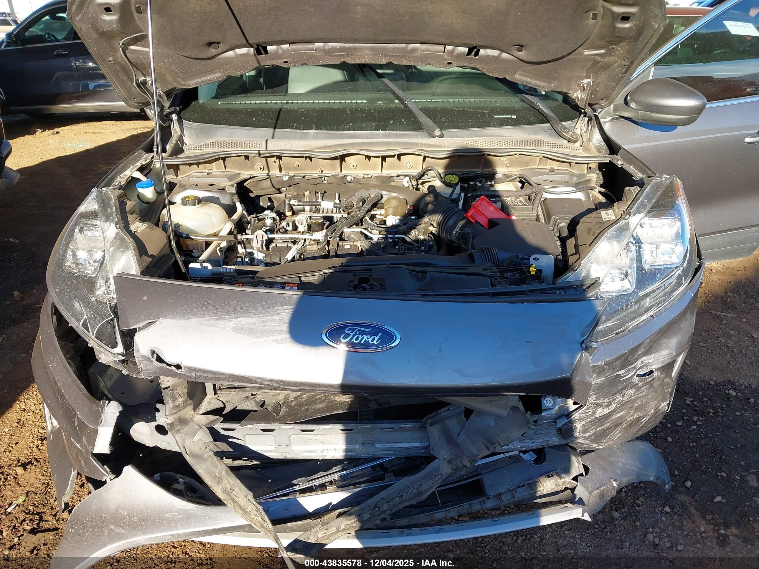 FORD ESCAPE image 10