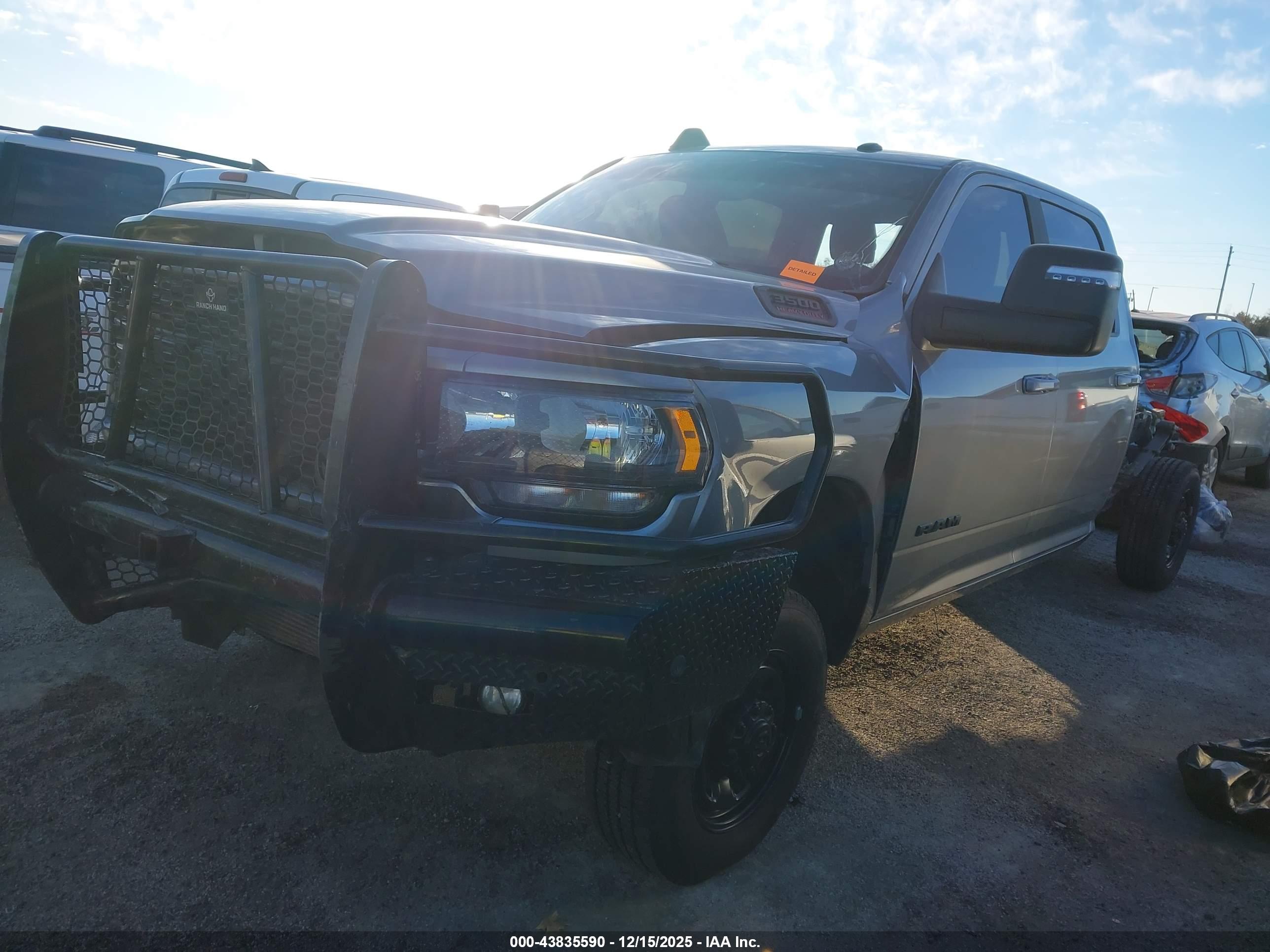 RAM 3500 image 2