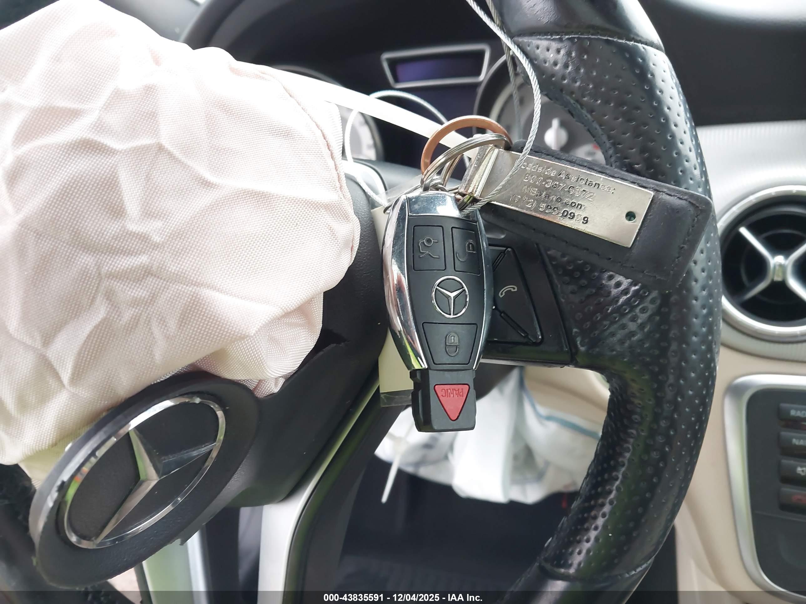 MERCEDES-BENZ CLA image 11