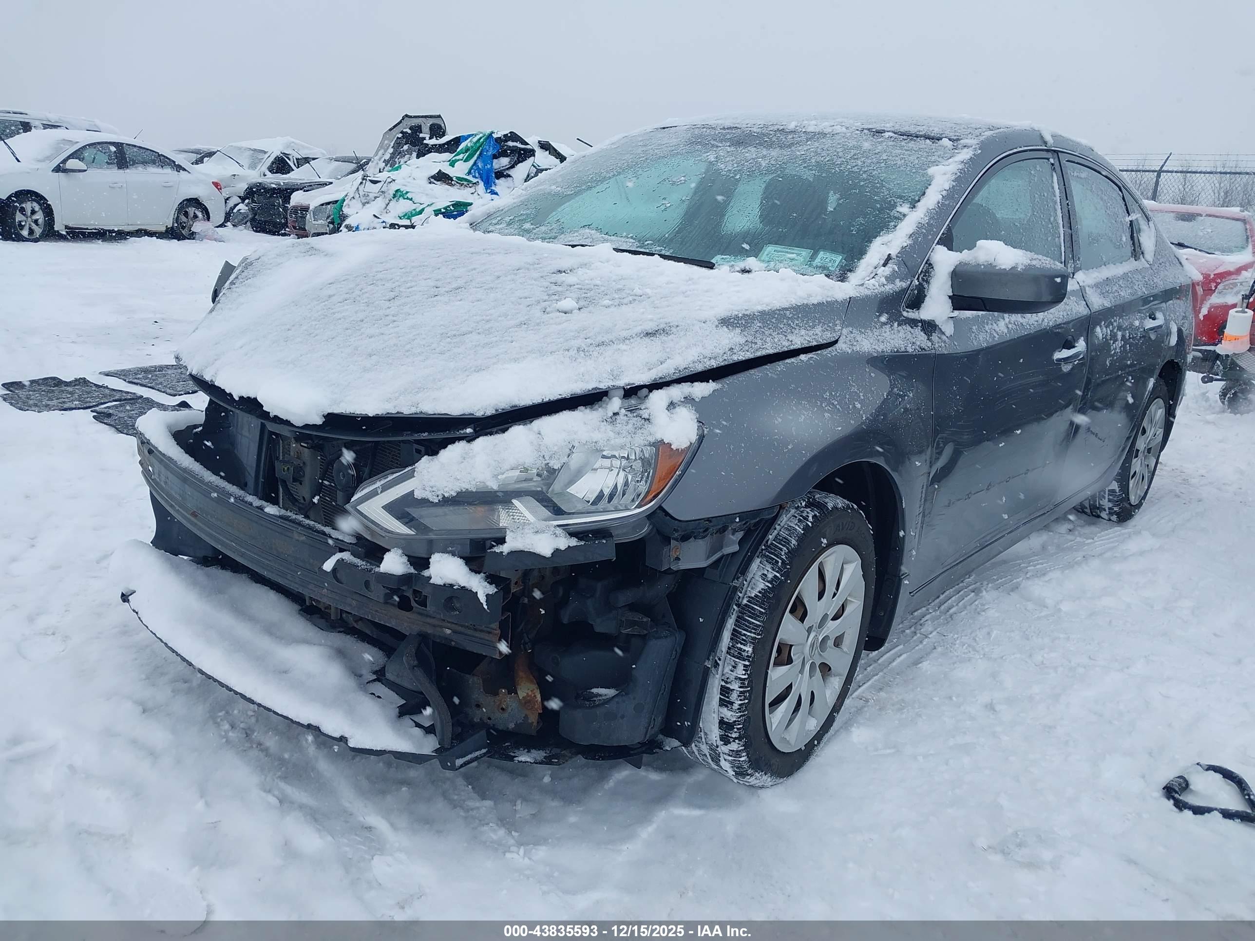 NISSAN SENTRA image 2
