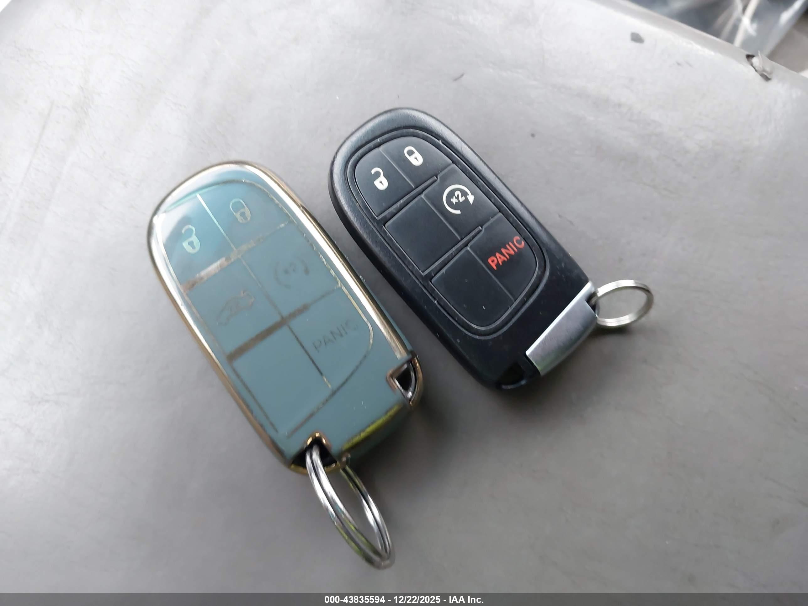 JEEP CHEROKEE image 11