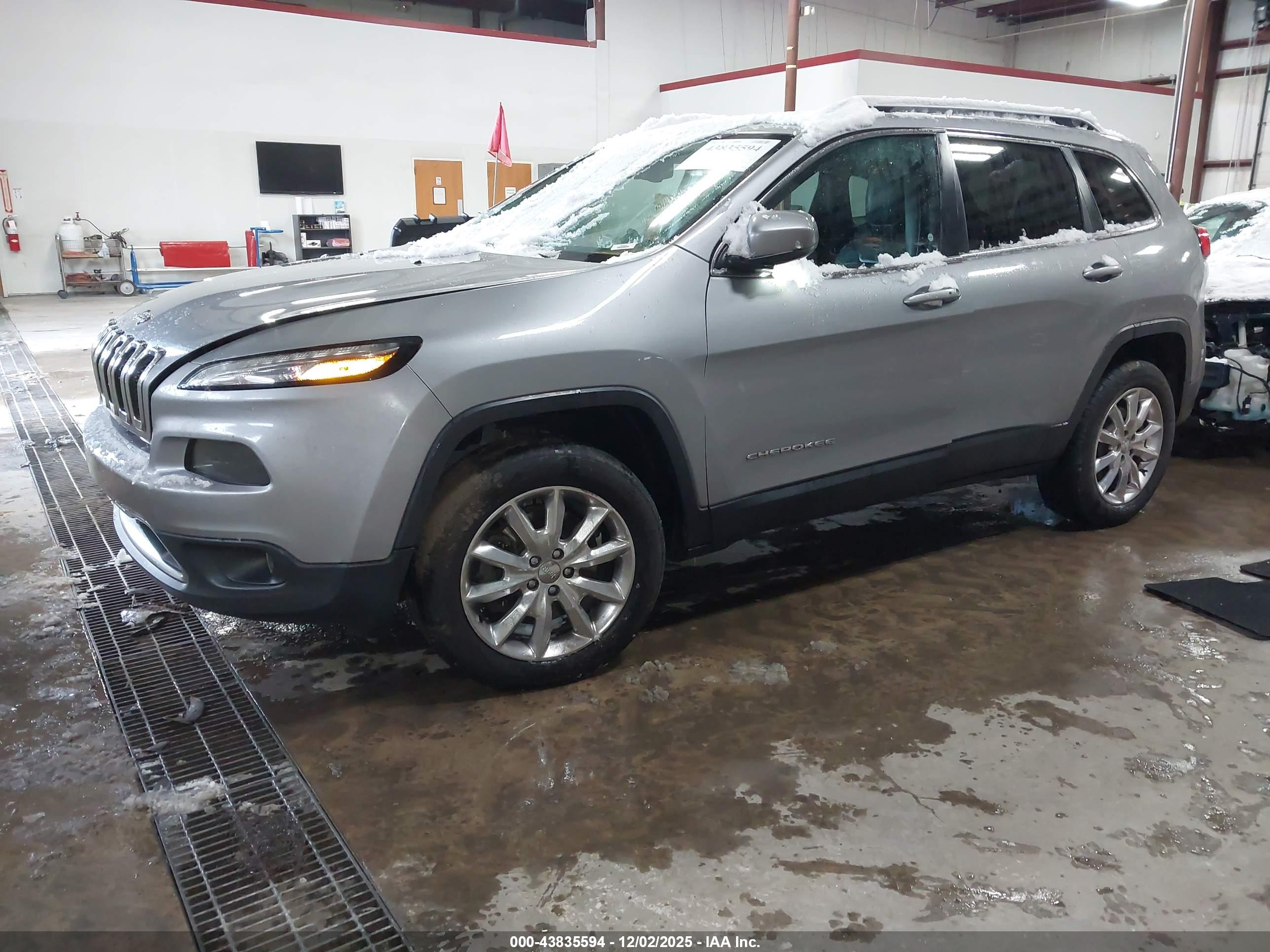 JEEP CHEROKEE image 2