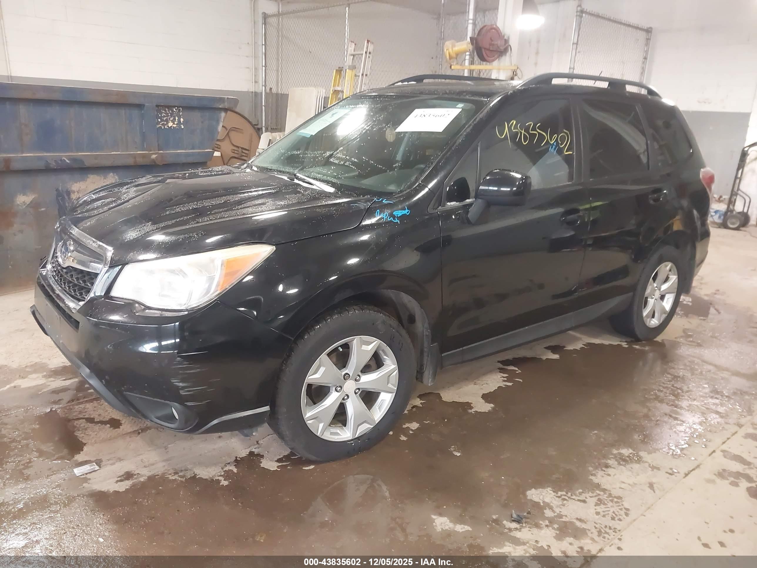 SUBARU FORESTER image 2