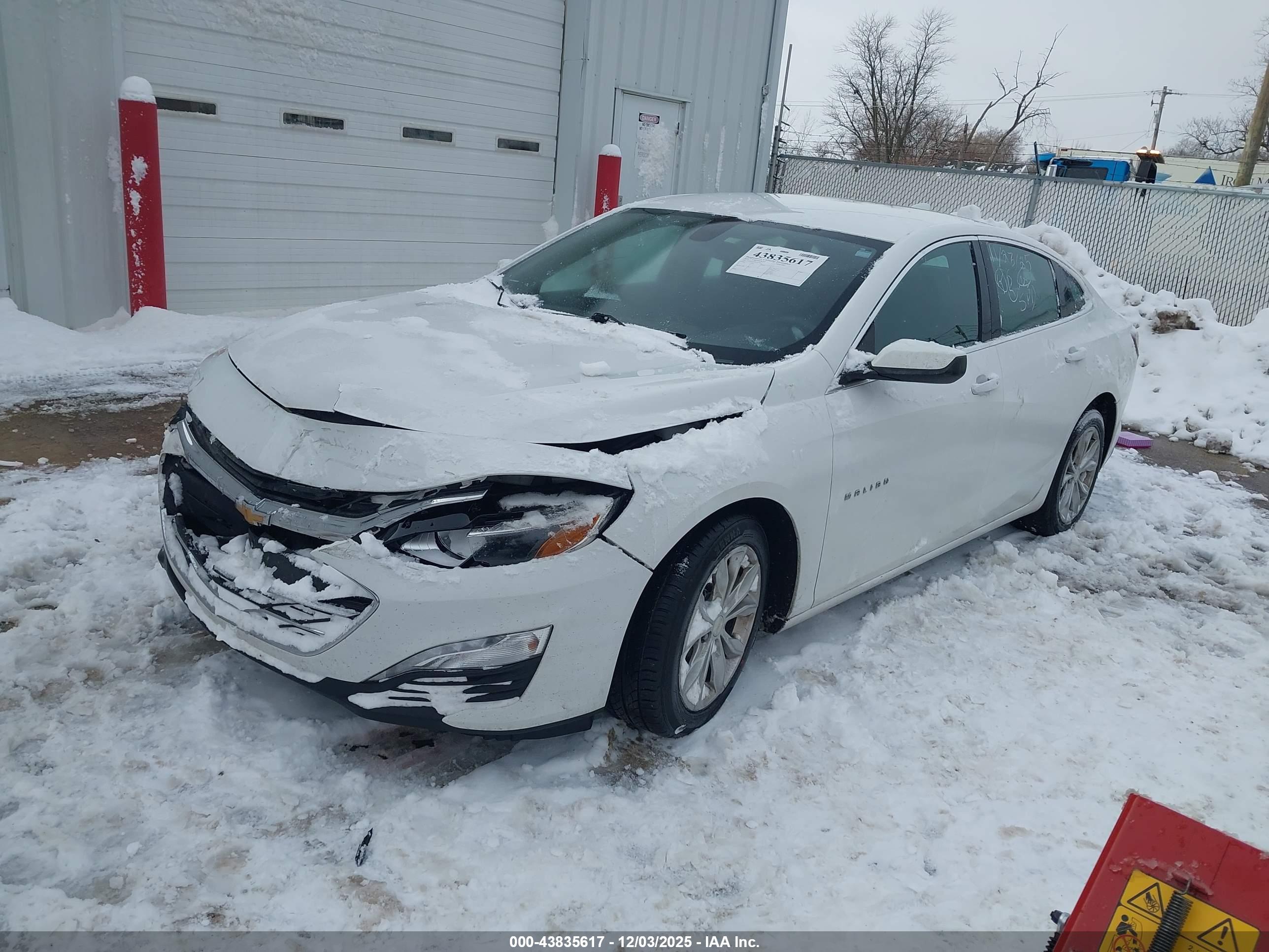 CHEVROLET MALIBU image 2