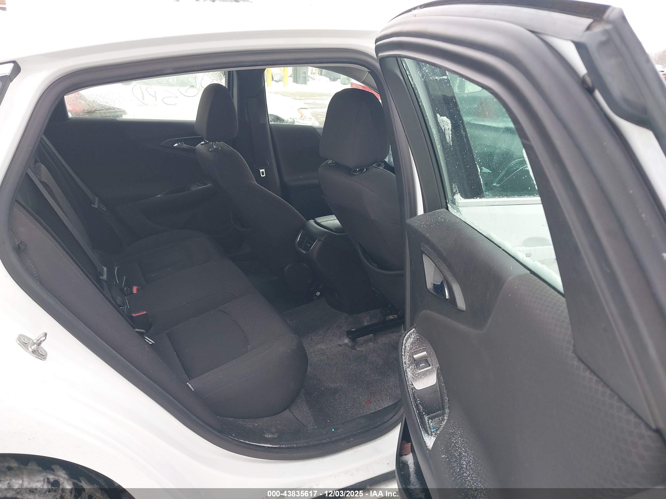 CHEVROLET MALIBU image 8