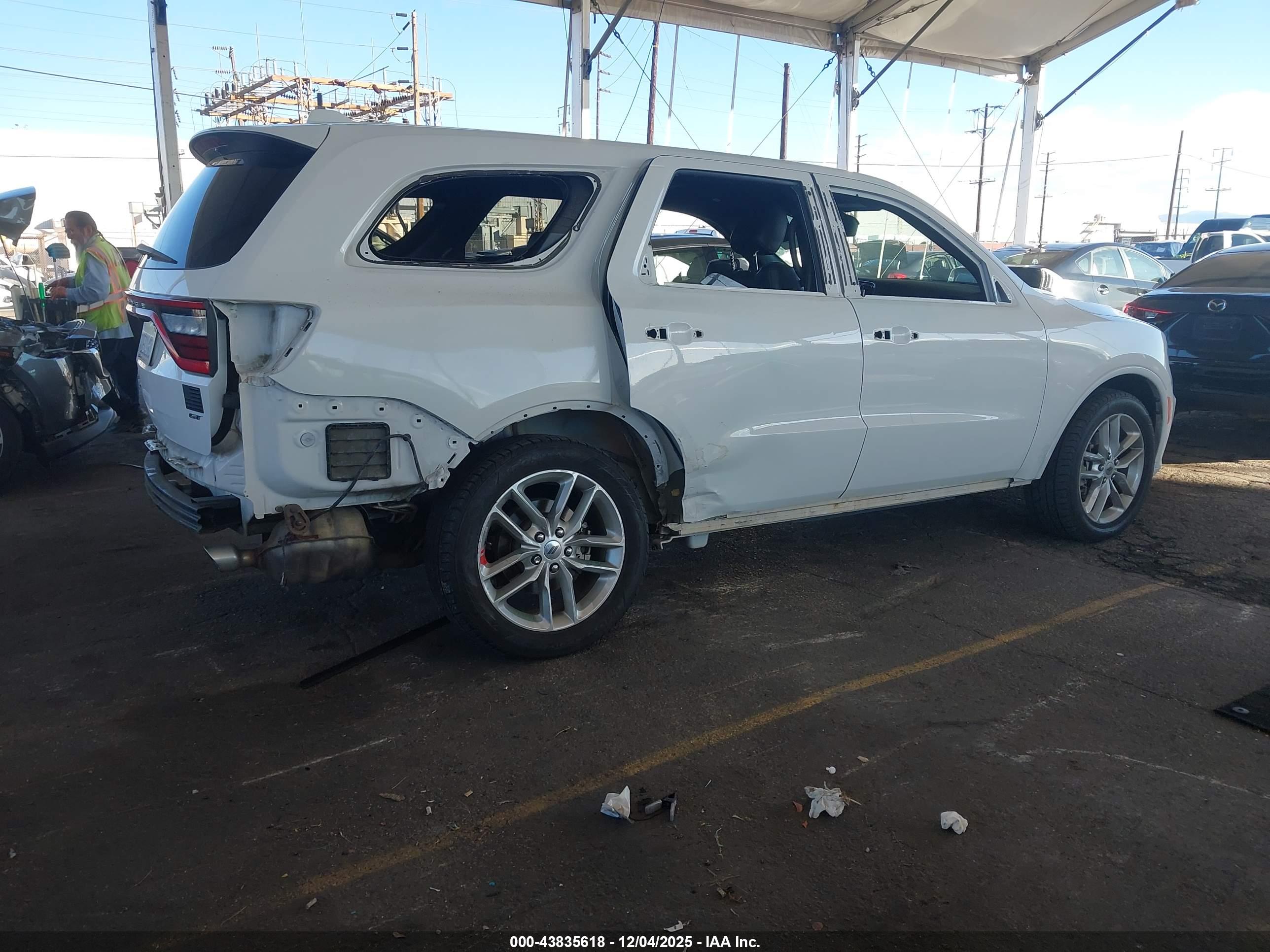 DODGE DURANGO image 4