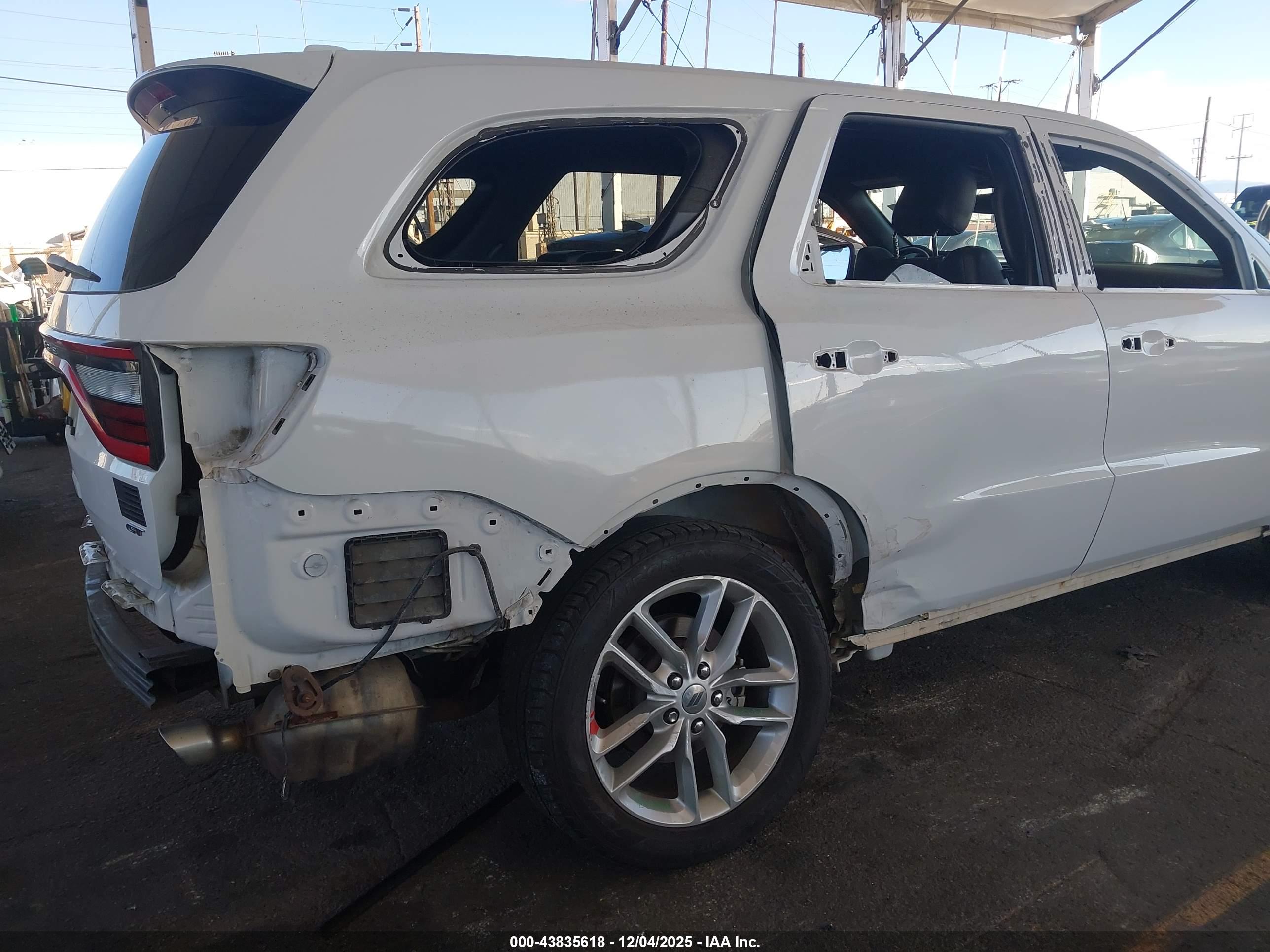 DODGE DURANGO image 6
