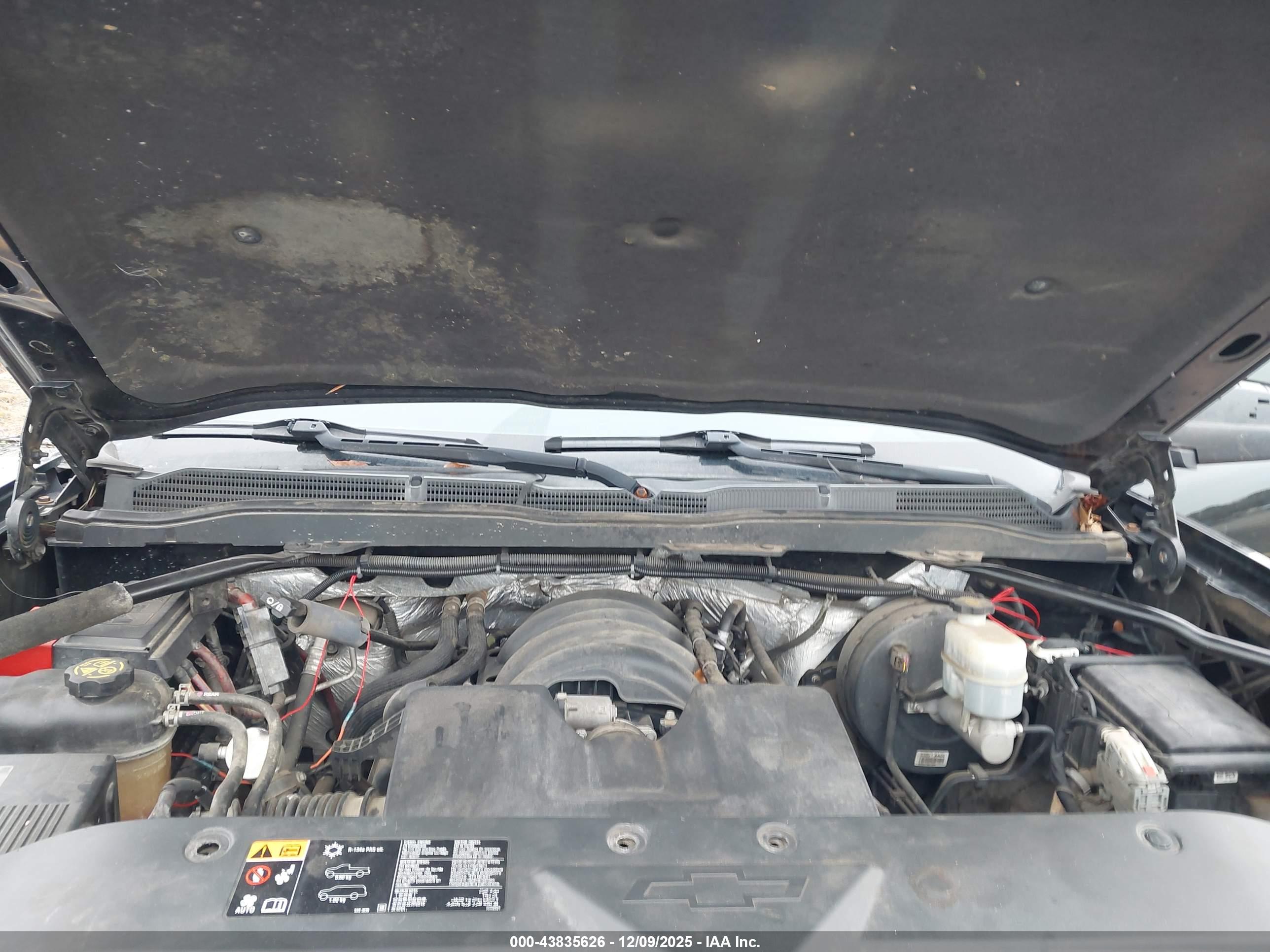 CHEVROLET SILVERADO image 10