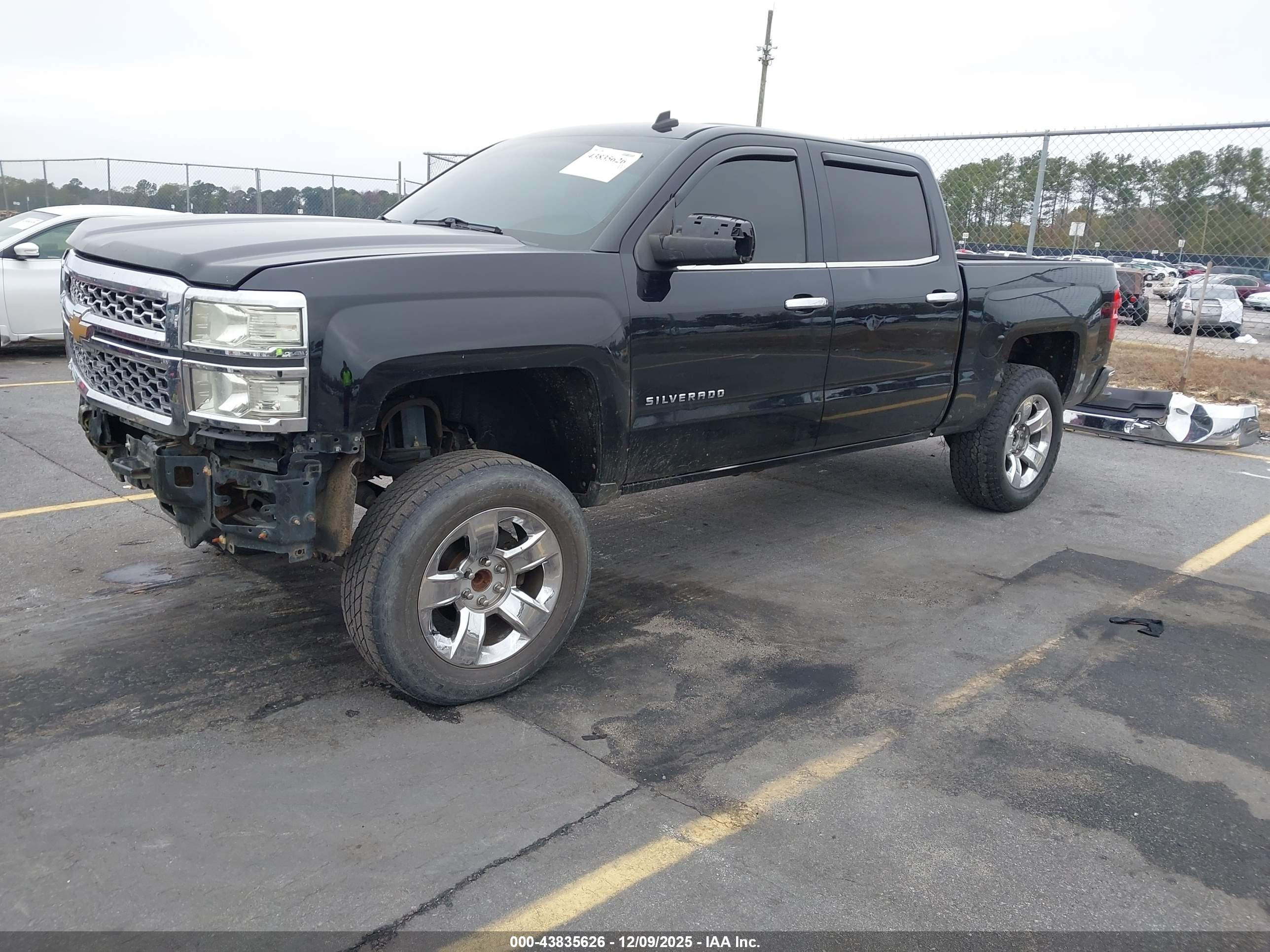 CHEVROLET SILVERADO image 2
