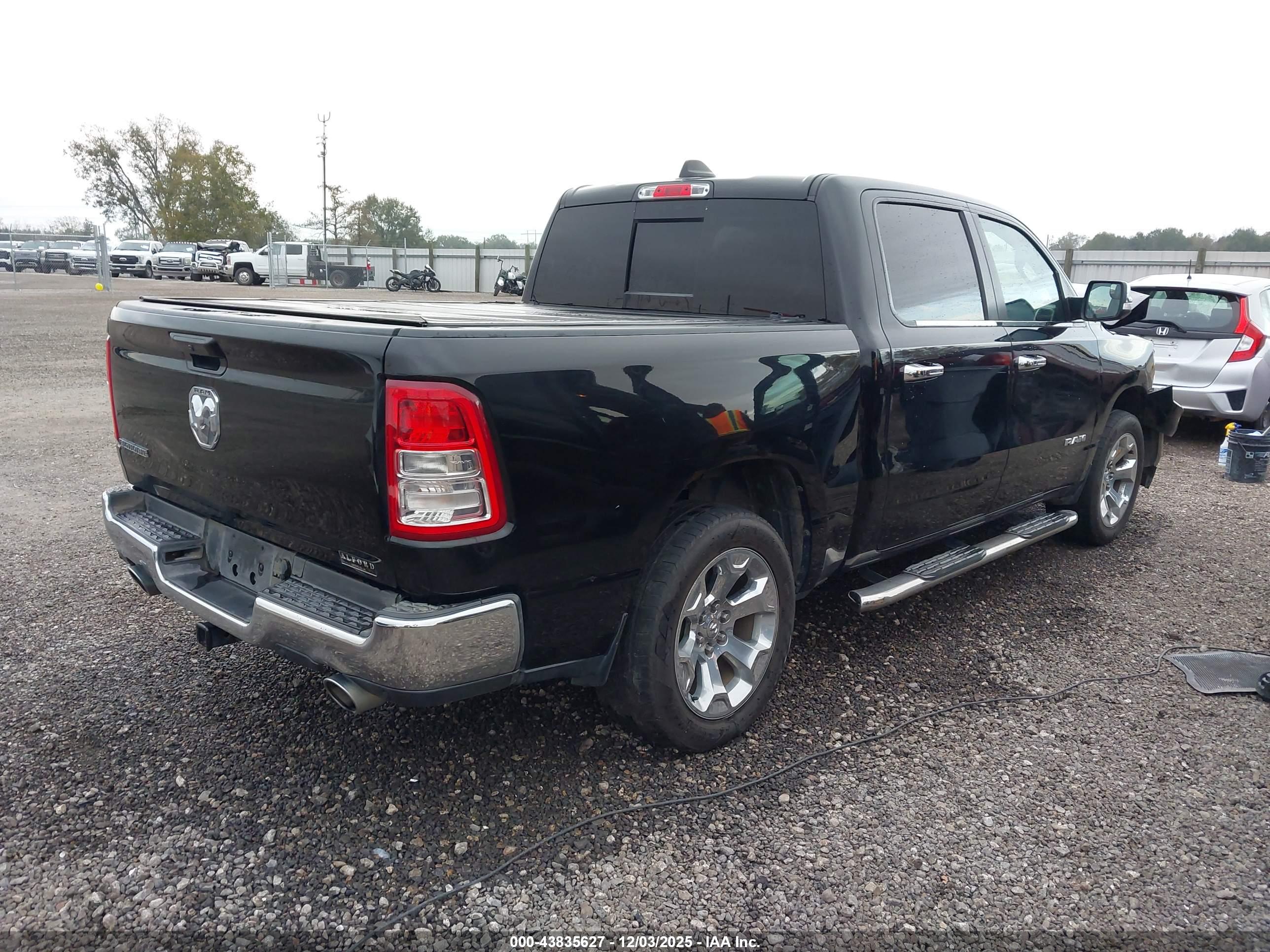 RAM 1500 image 4