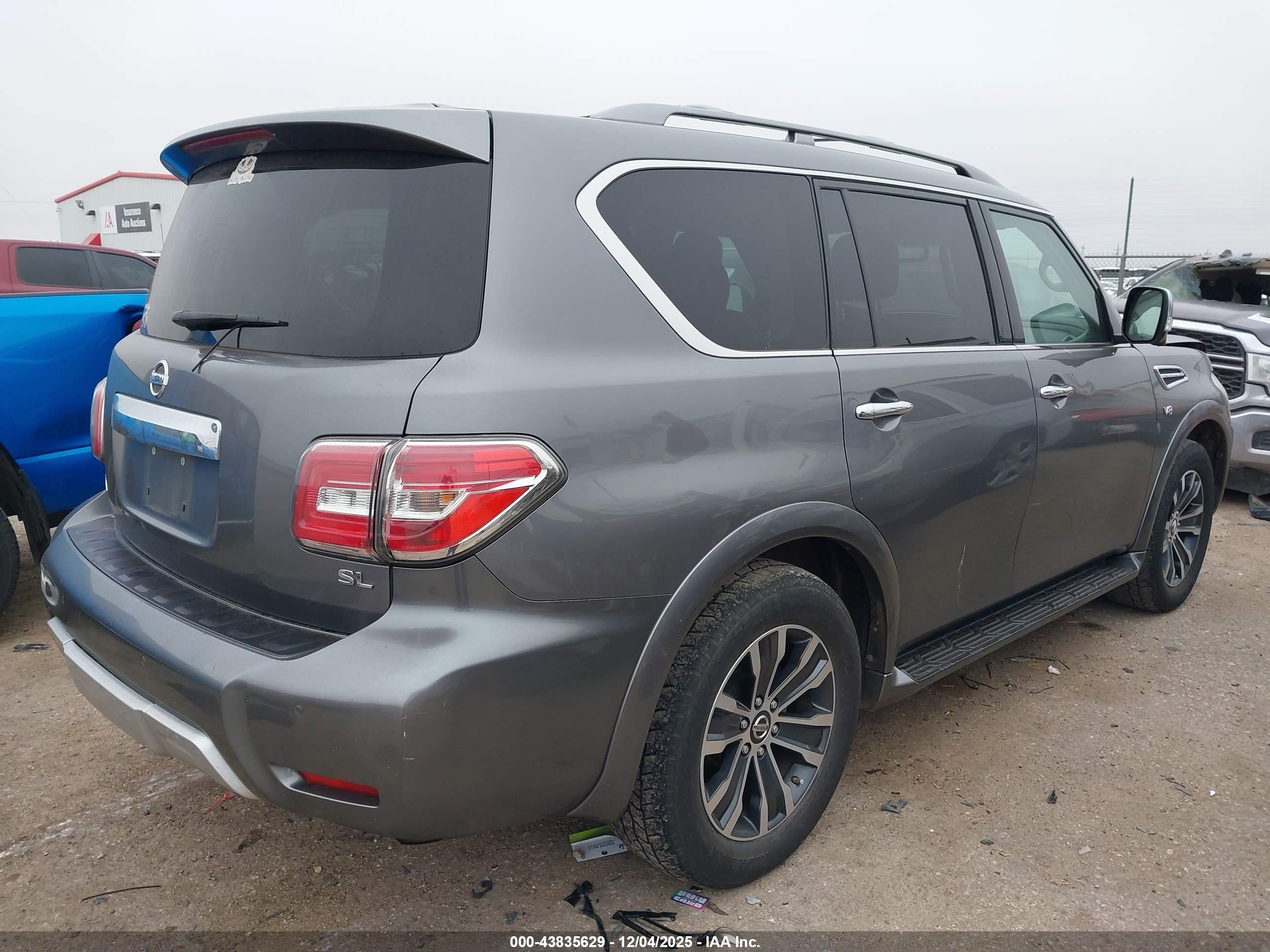 NISSAN ARMADA image 4