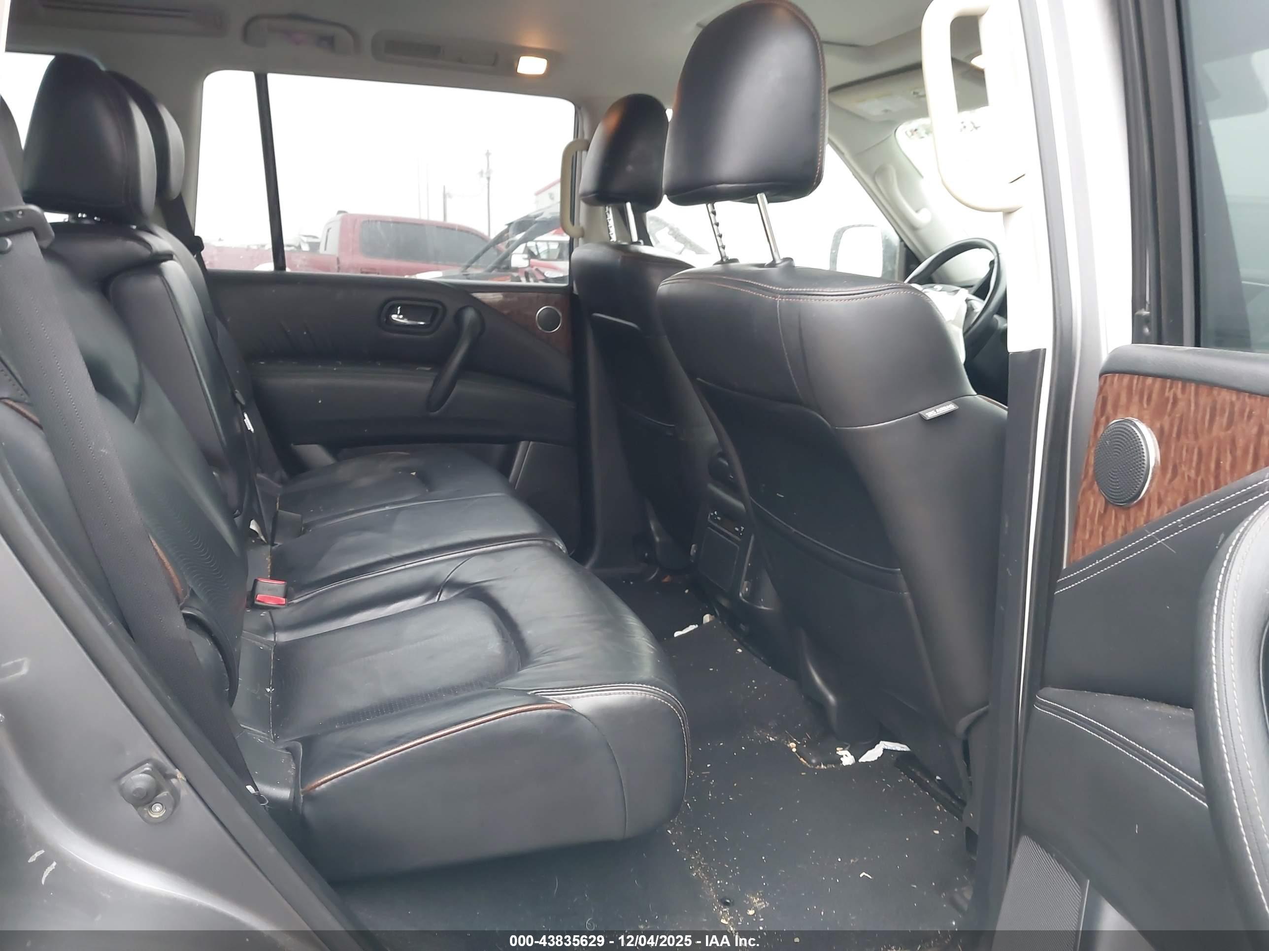 NISSAN ARMADA image 8