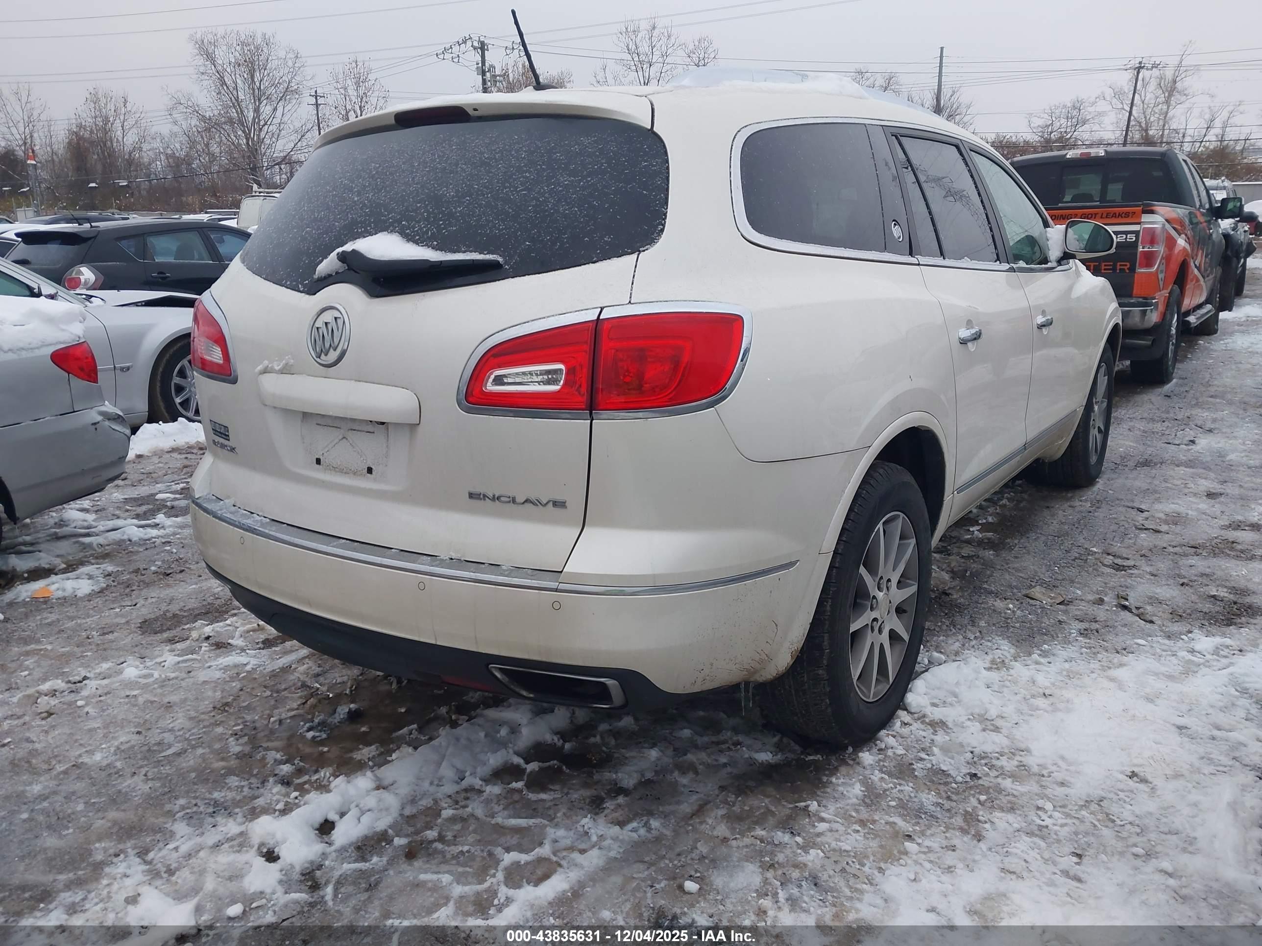BUICK ENCLAVE image 4