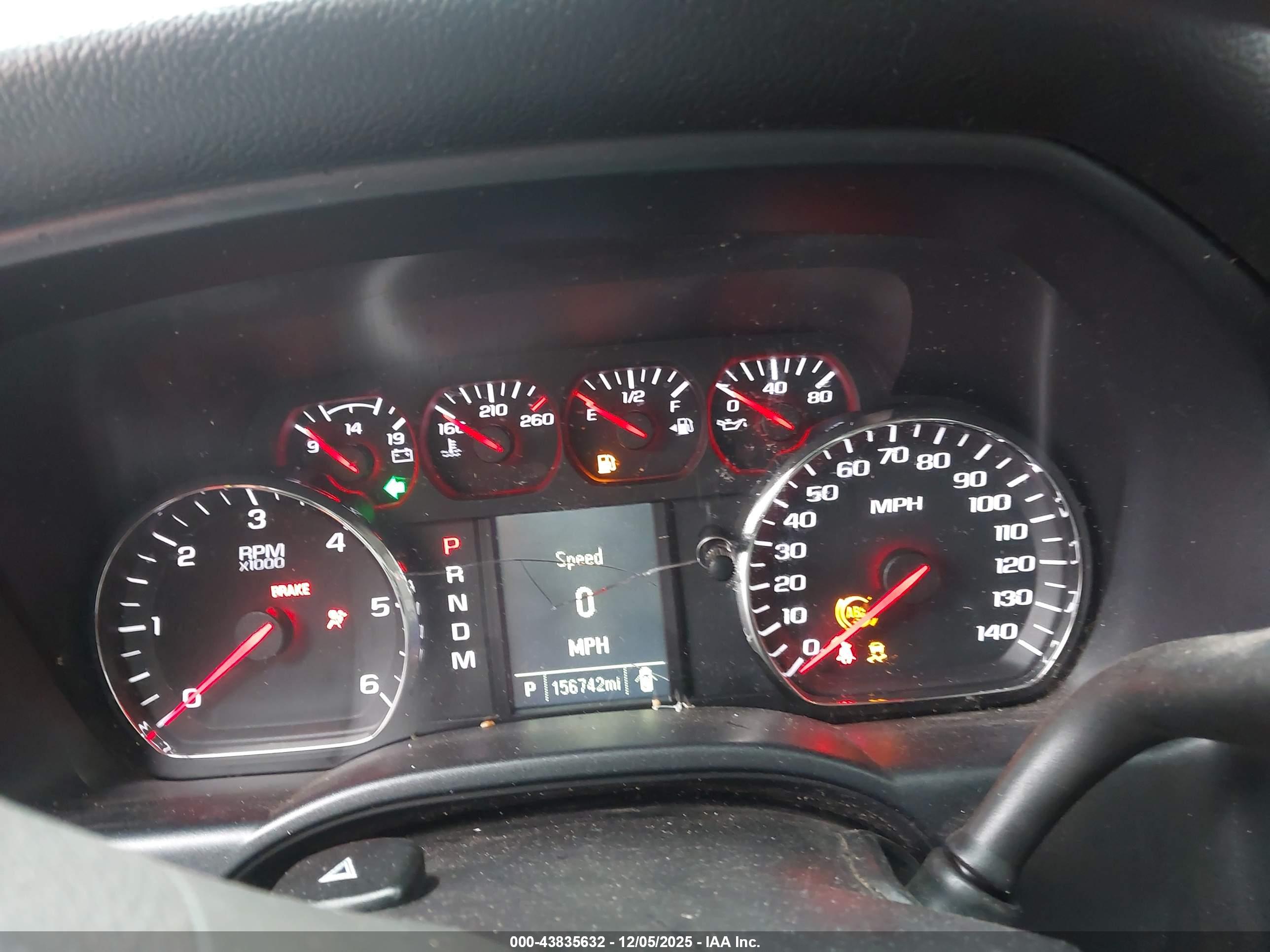CHEVROLET SILVERADO image 7