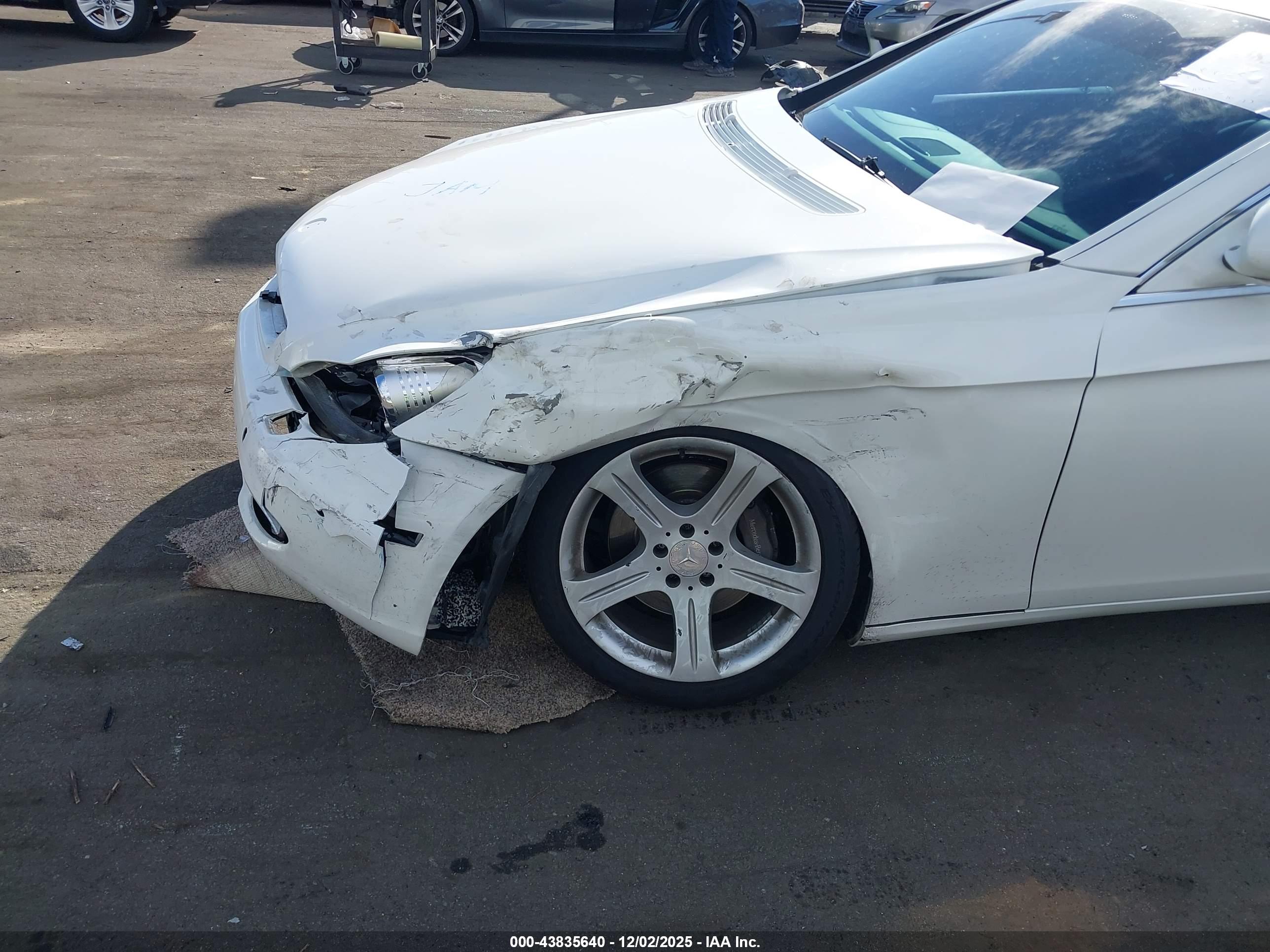 MERCEDES-BENZ CLS image 6