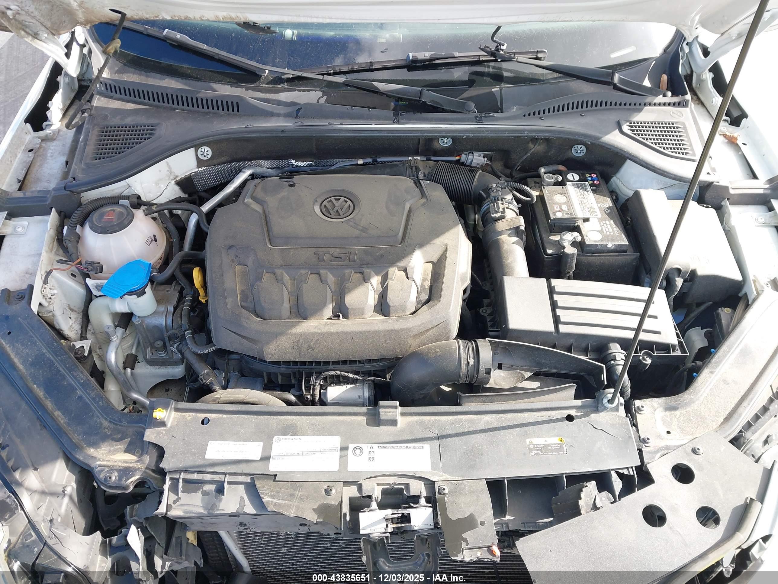 VOLKSWAGEN PASSAT image 10