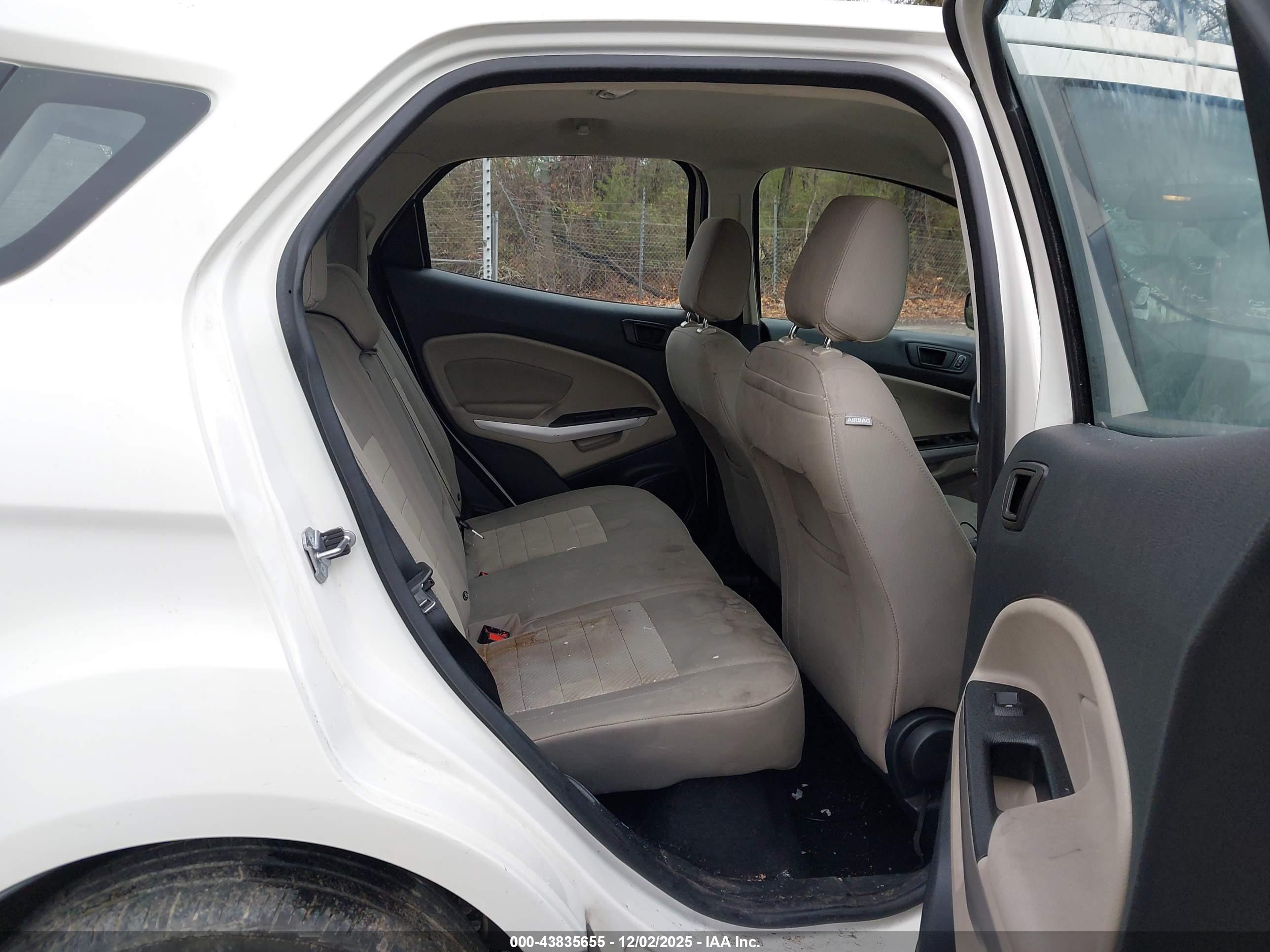 FORD ECOSPORT image 8