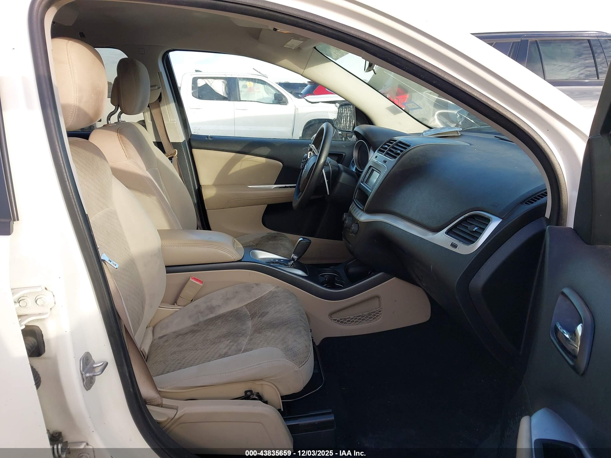 DODGE JOURNEY image 5