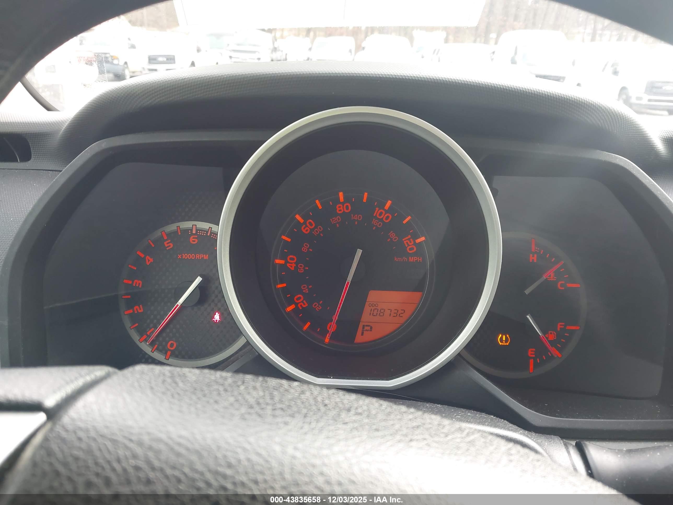 TOYOTA 4RUNNER image 7