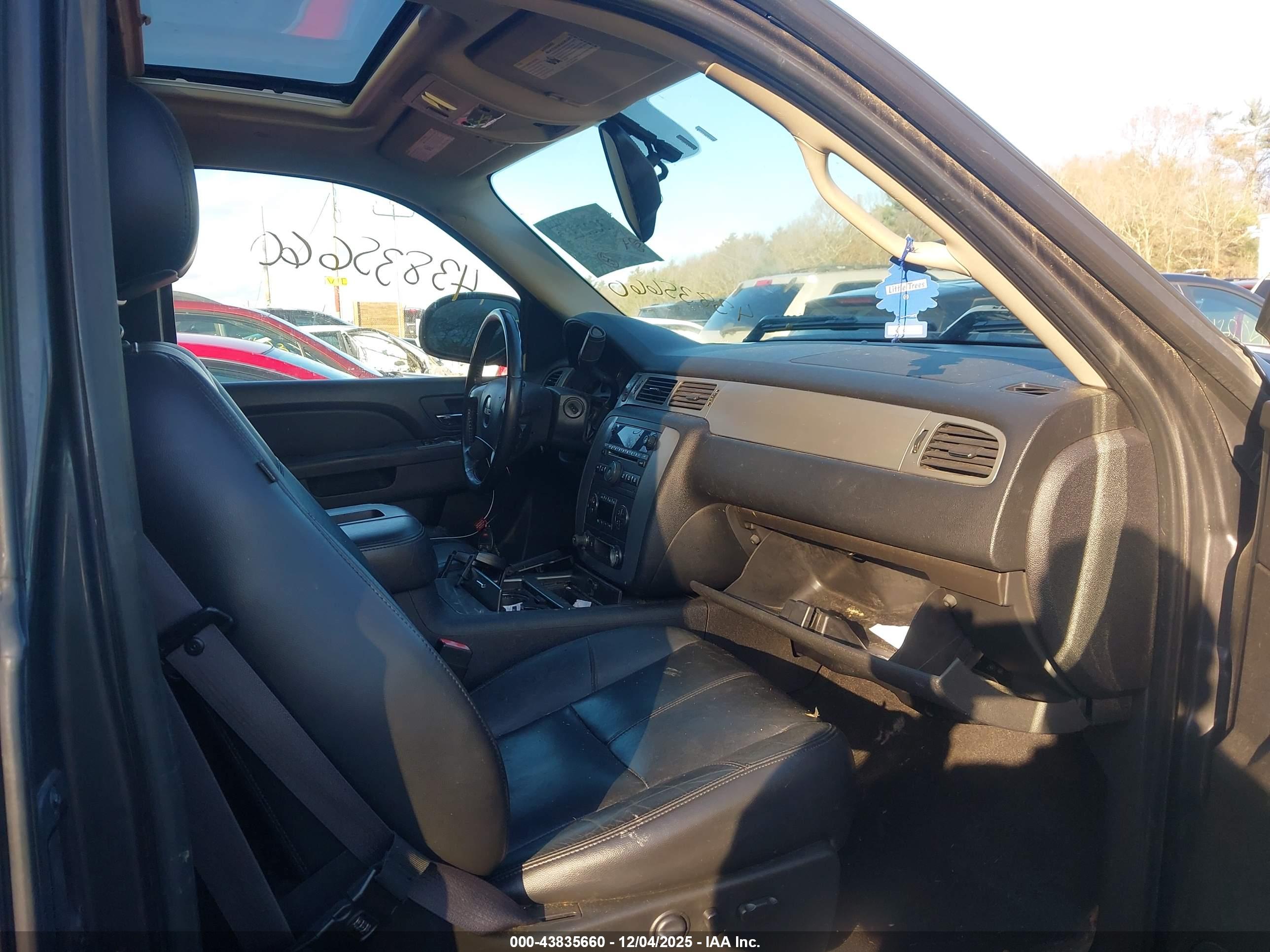 GMC SIERRA image 5