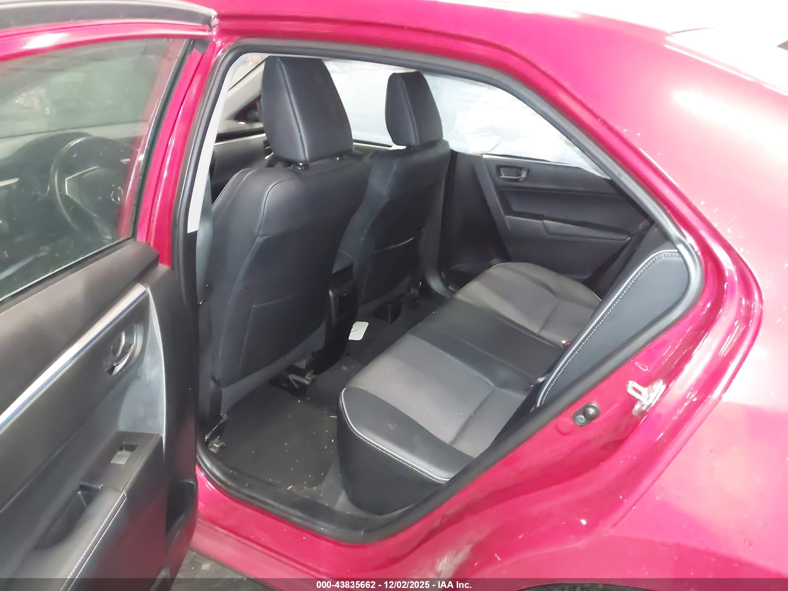 TOYOTA COROLLA image 8