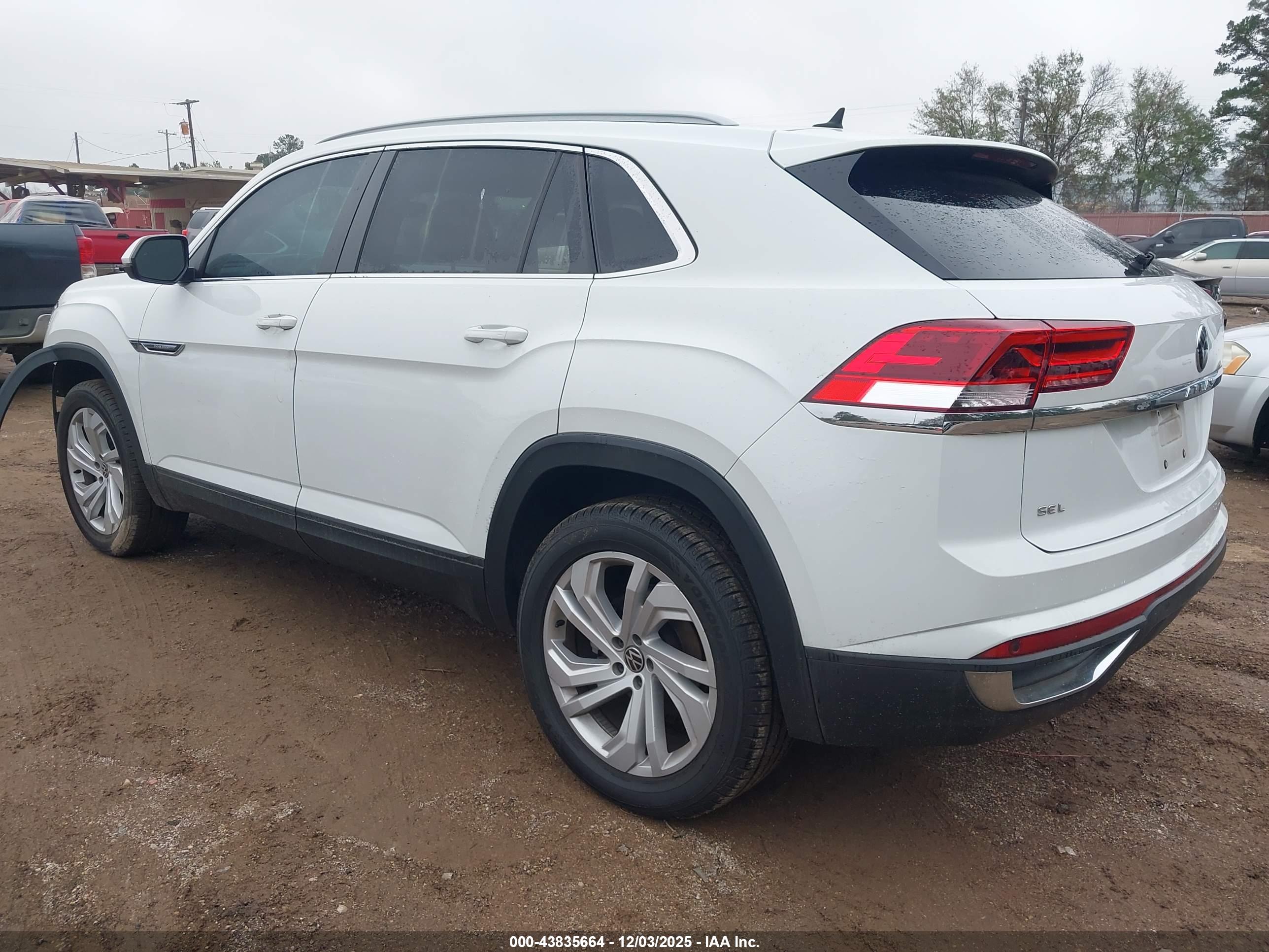 VOLKSWAGEN ATLAS image 3