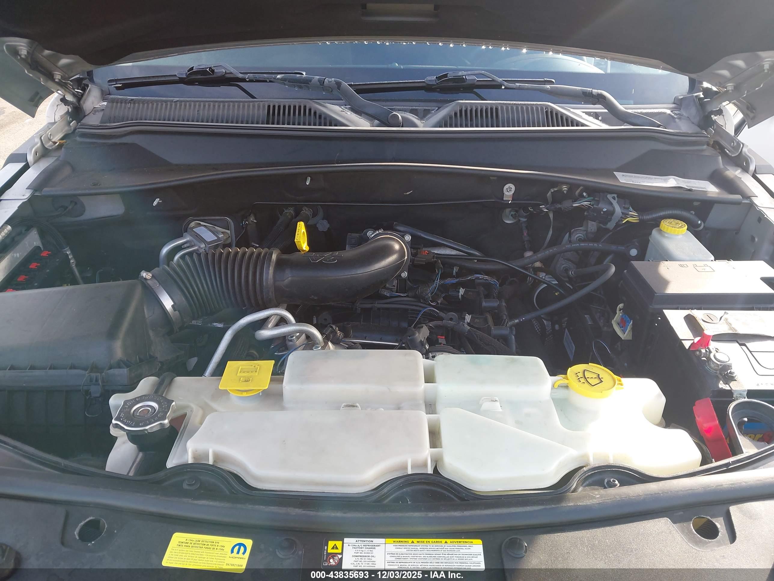 JEEP LIBERTY image 10