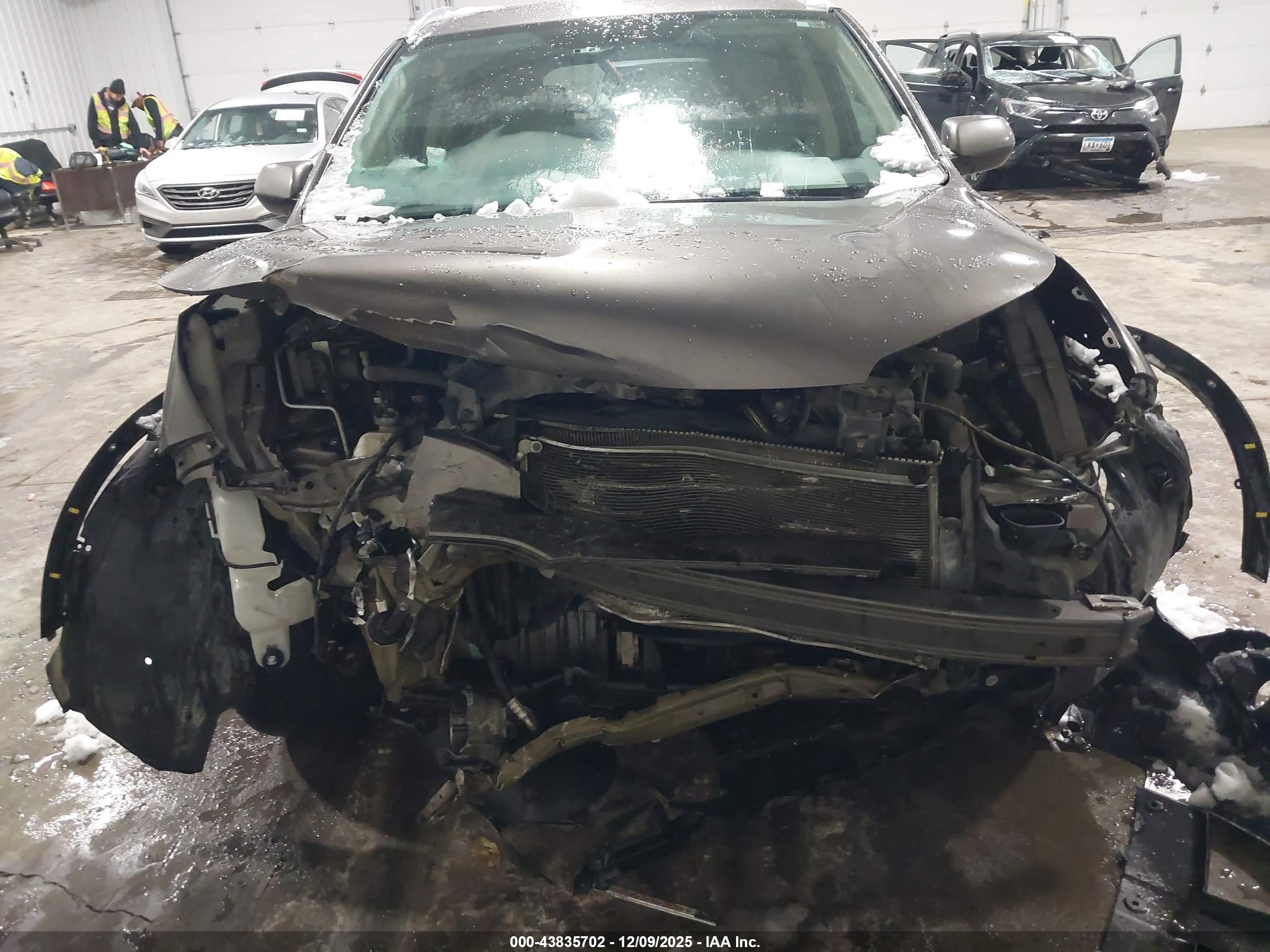 HONDA CR-V image 6