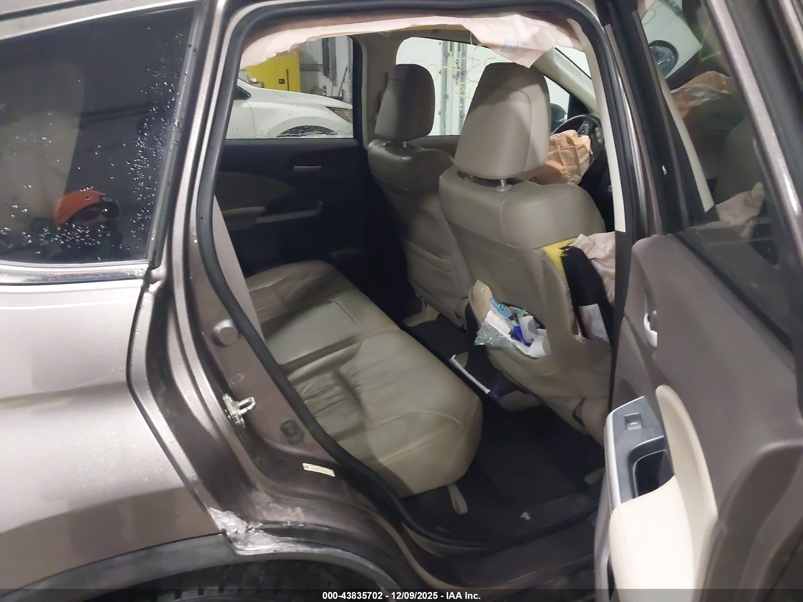HONDA CR-V image 8